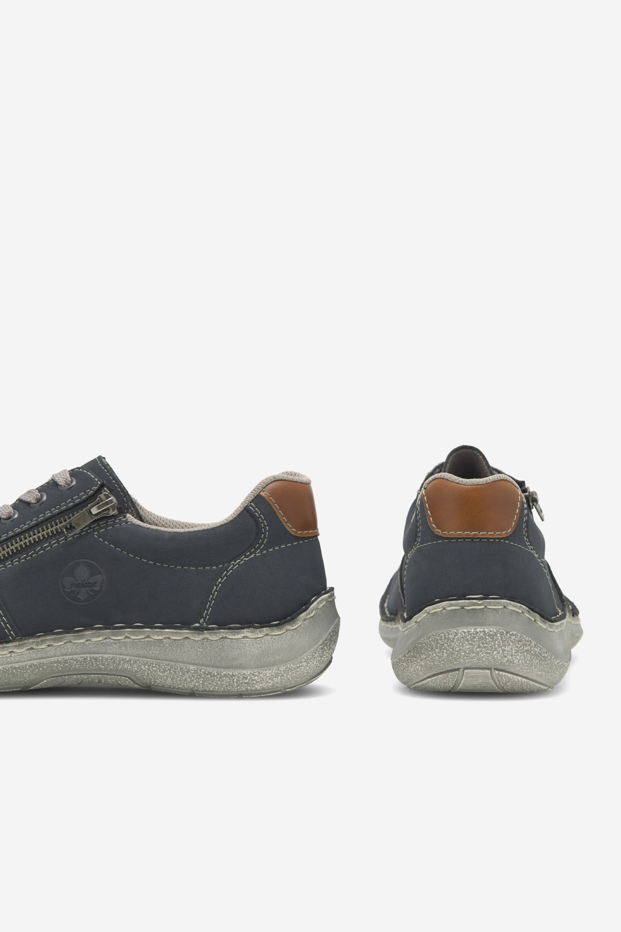 Nizki čevlji Mornarsko modra