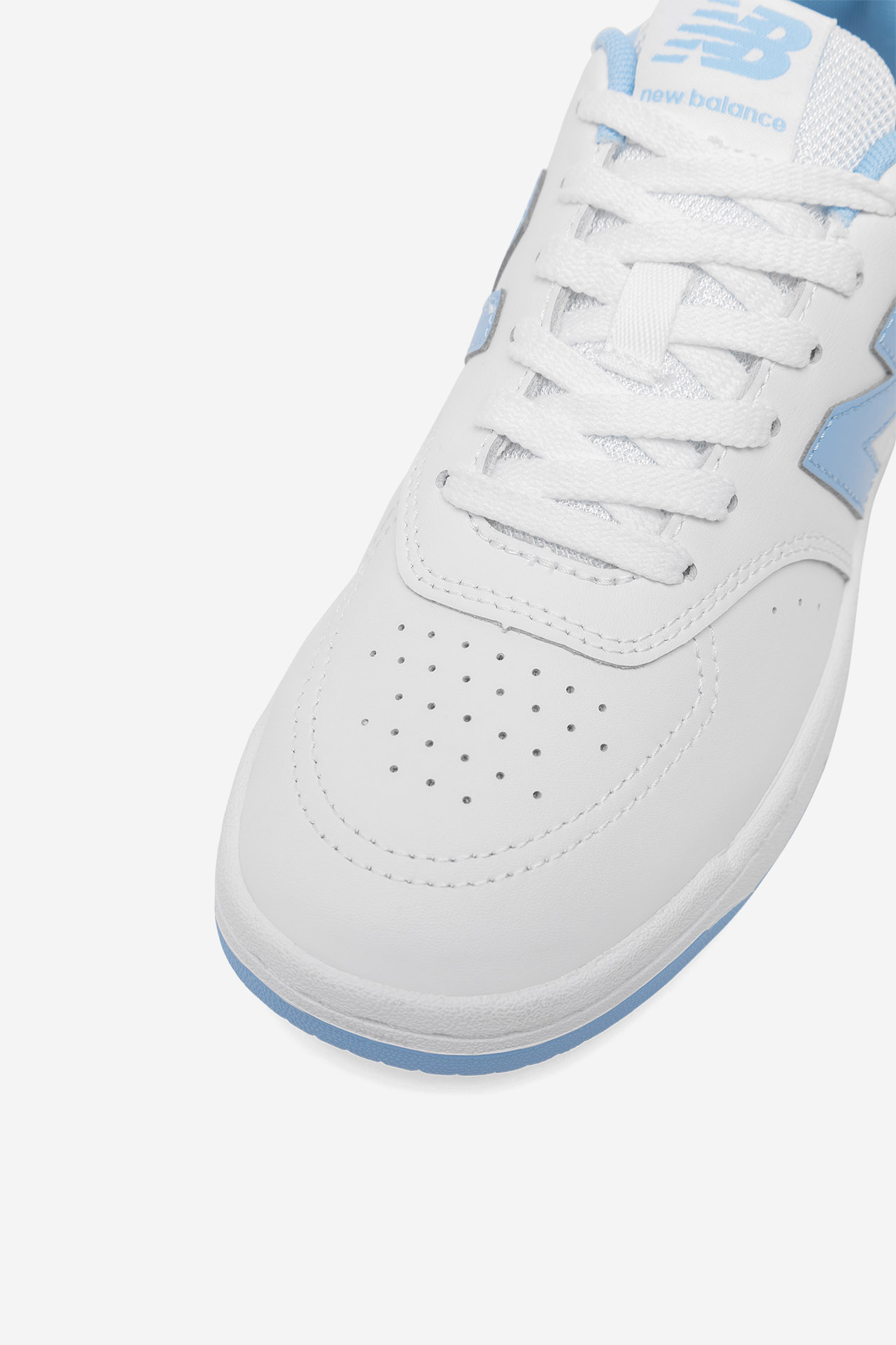 Športna obutev Bela