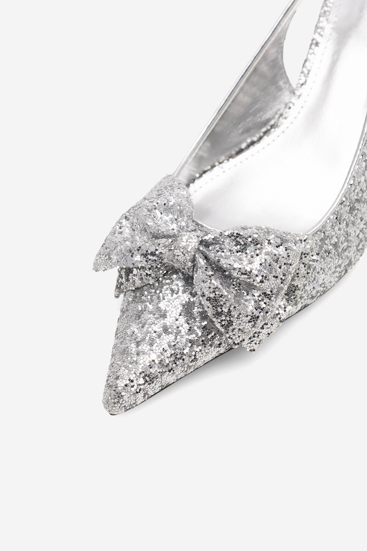 Čevlji z visoko peto Srebrna