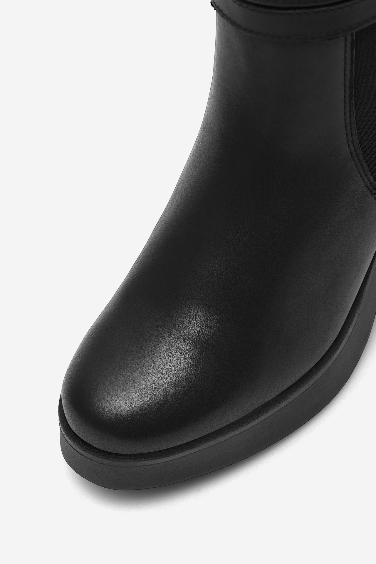 Kotníková obuv ČERNÁ