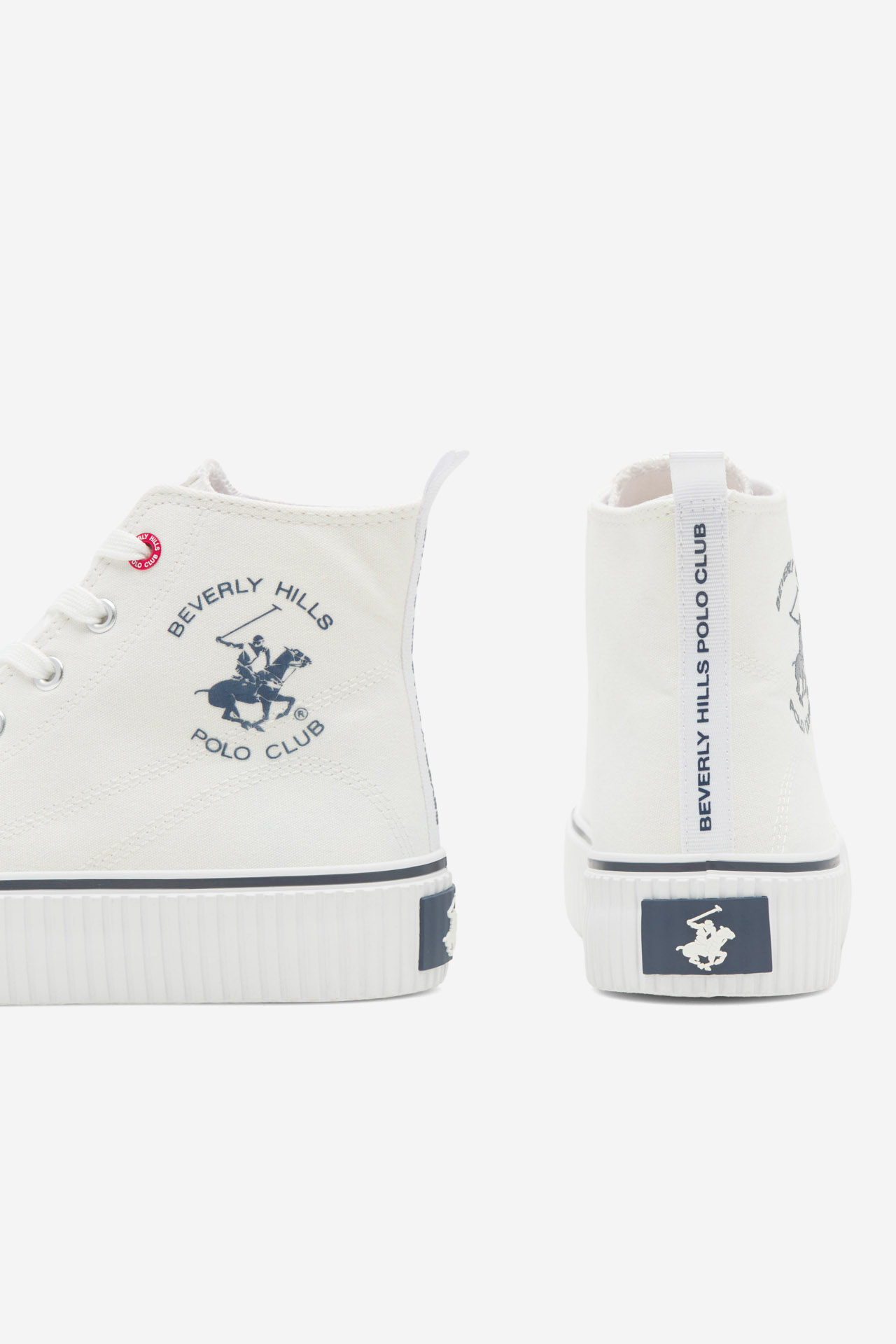 Platnene superge Bela