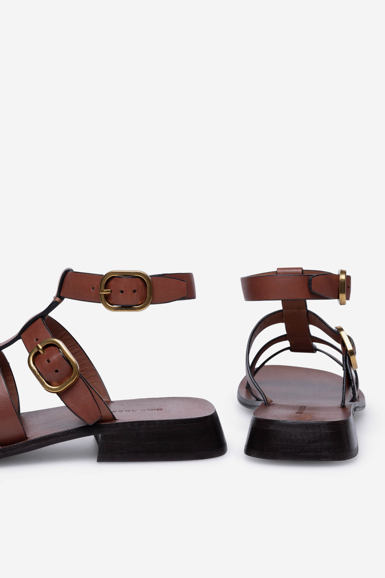 Sandále Svetlo hnedá