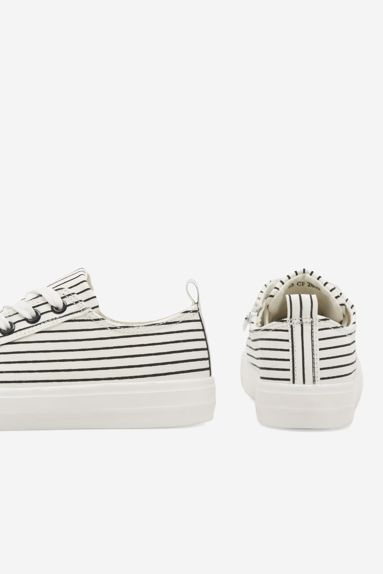 Plátěná obuv BÍLÁ