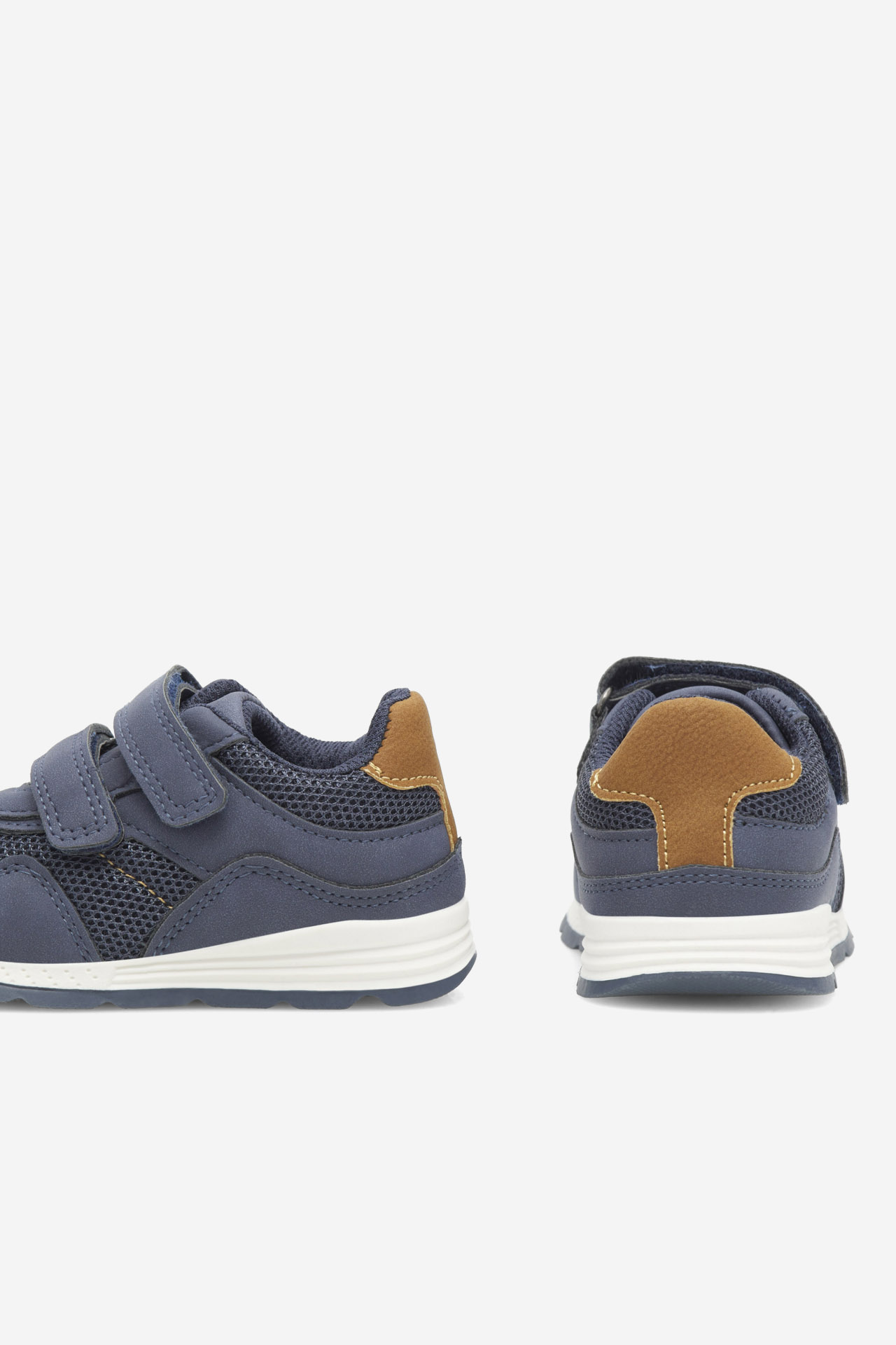 Superge Mornarsko modra