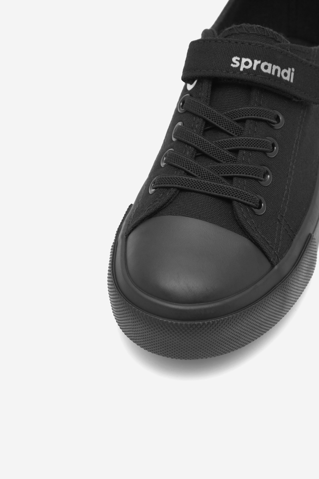 Platnene superge Črna