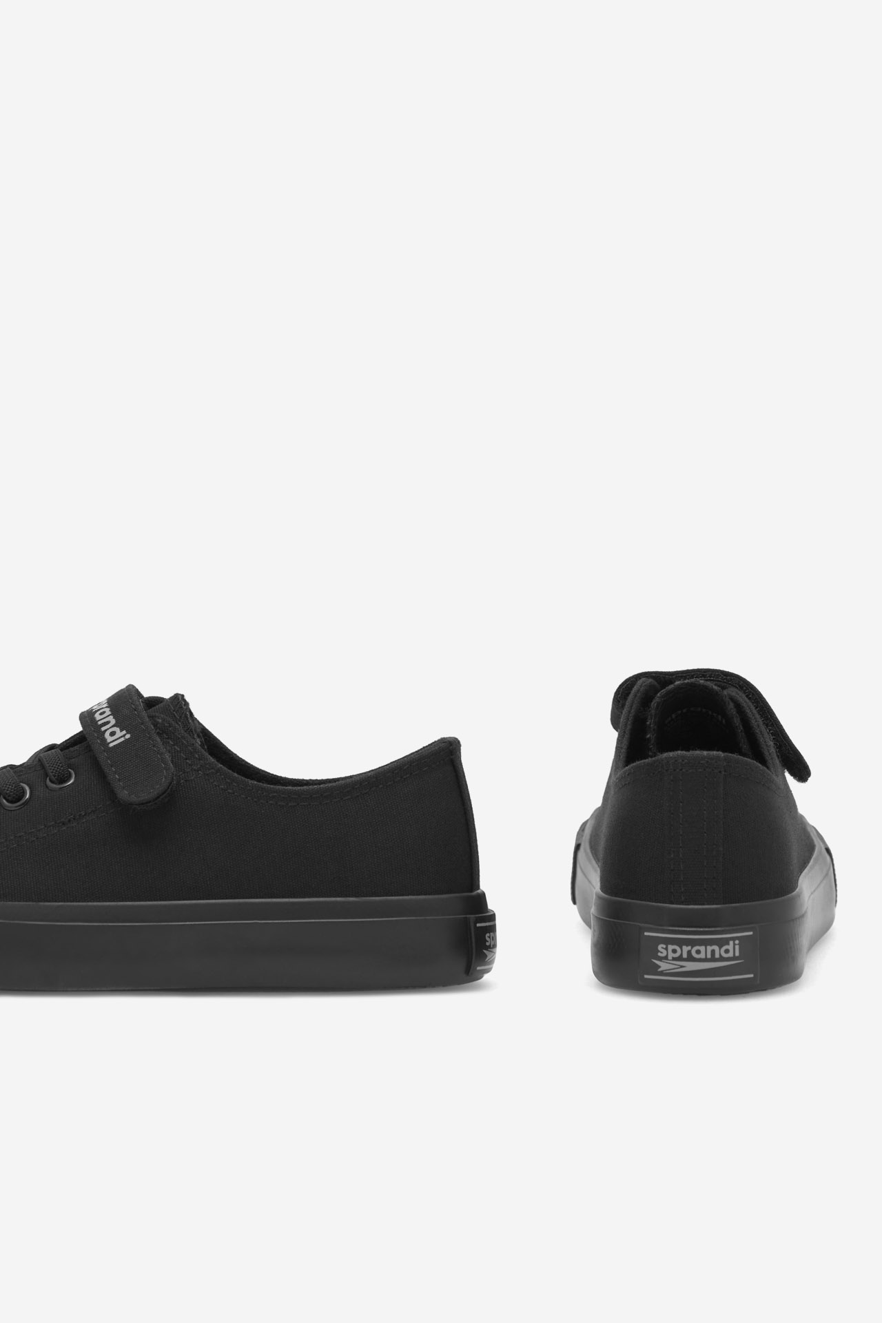 Platnene superge Črna