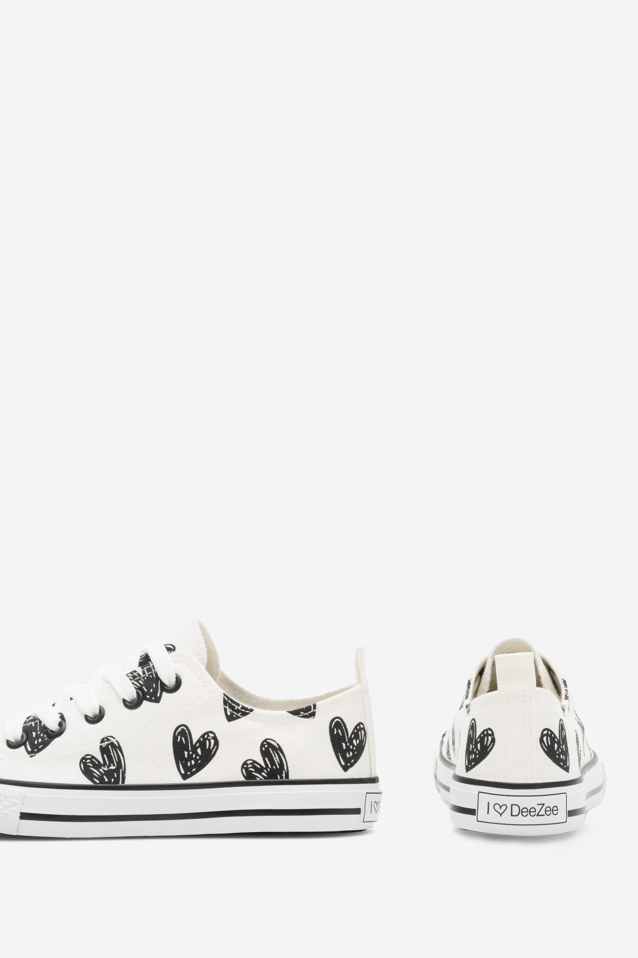 Platnene superge Črna