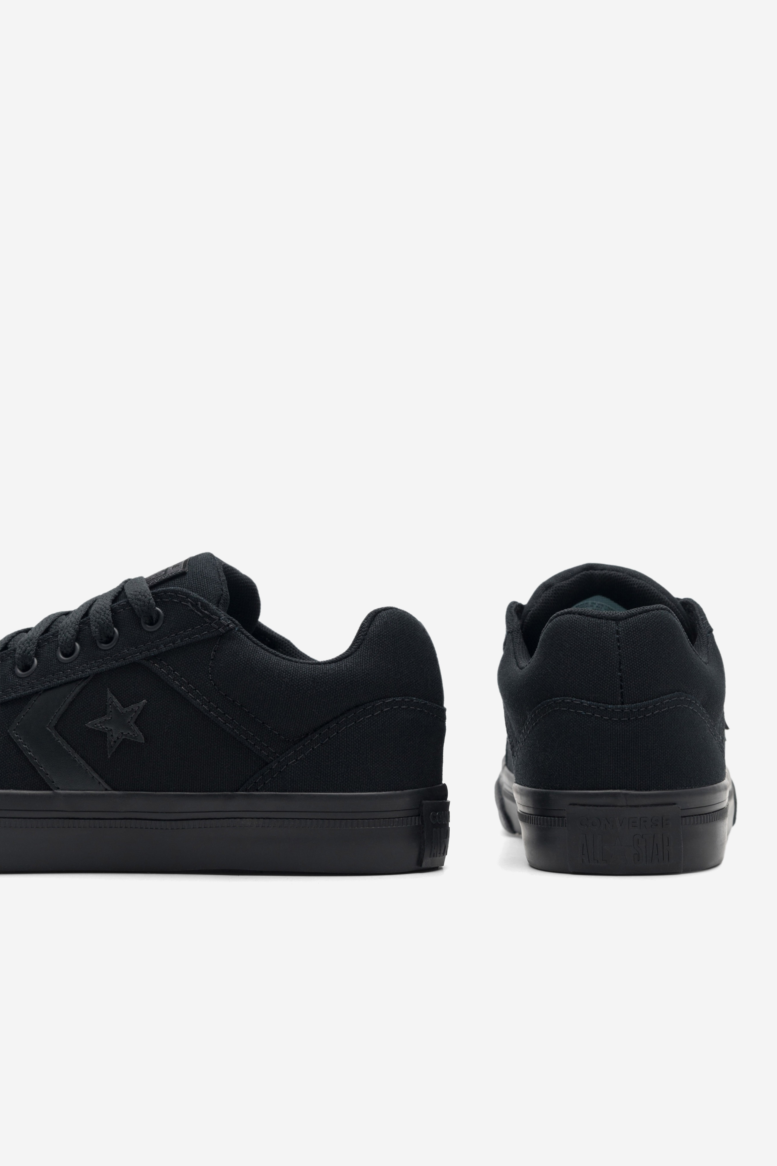 Platnene superge Črna