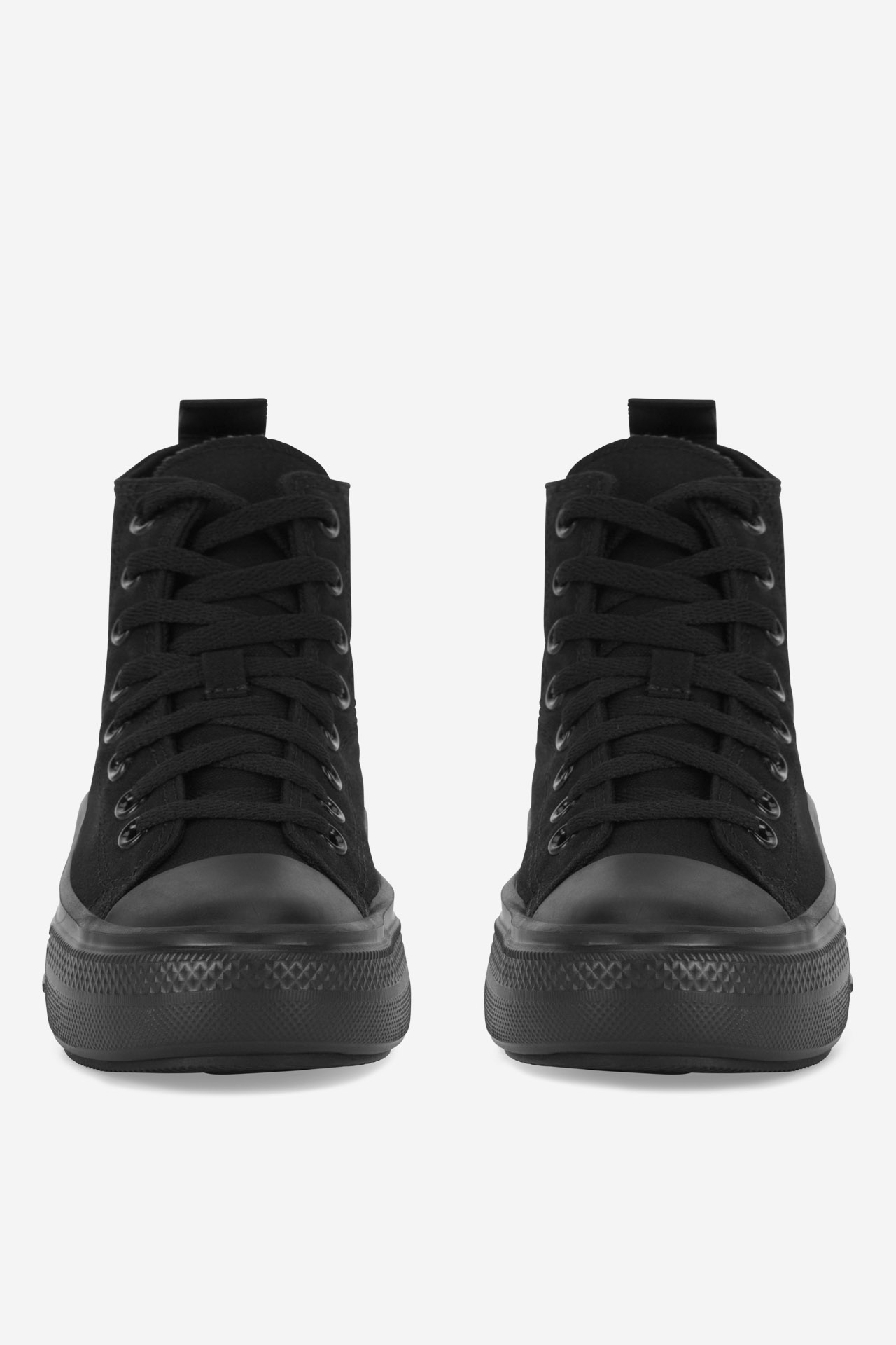 CHUCK TAYLOR ALL STAR MOVE