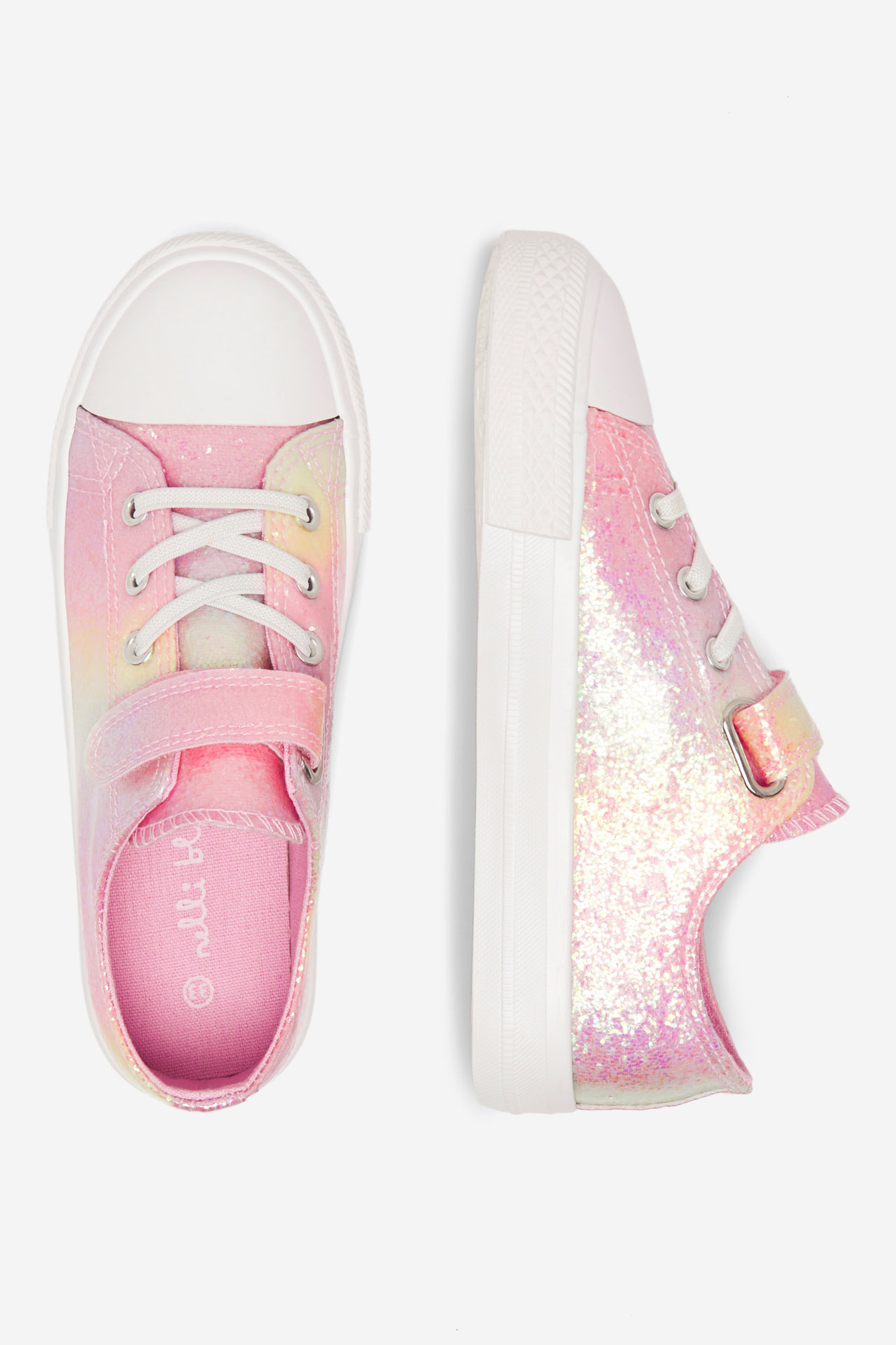 Platnene superge Pisano