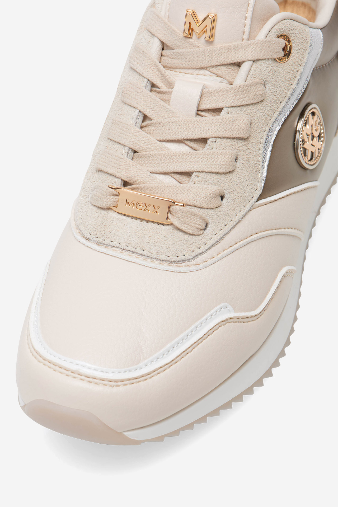 Сникърси БЕЖОВ