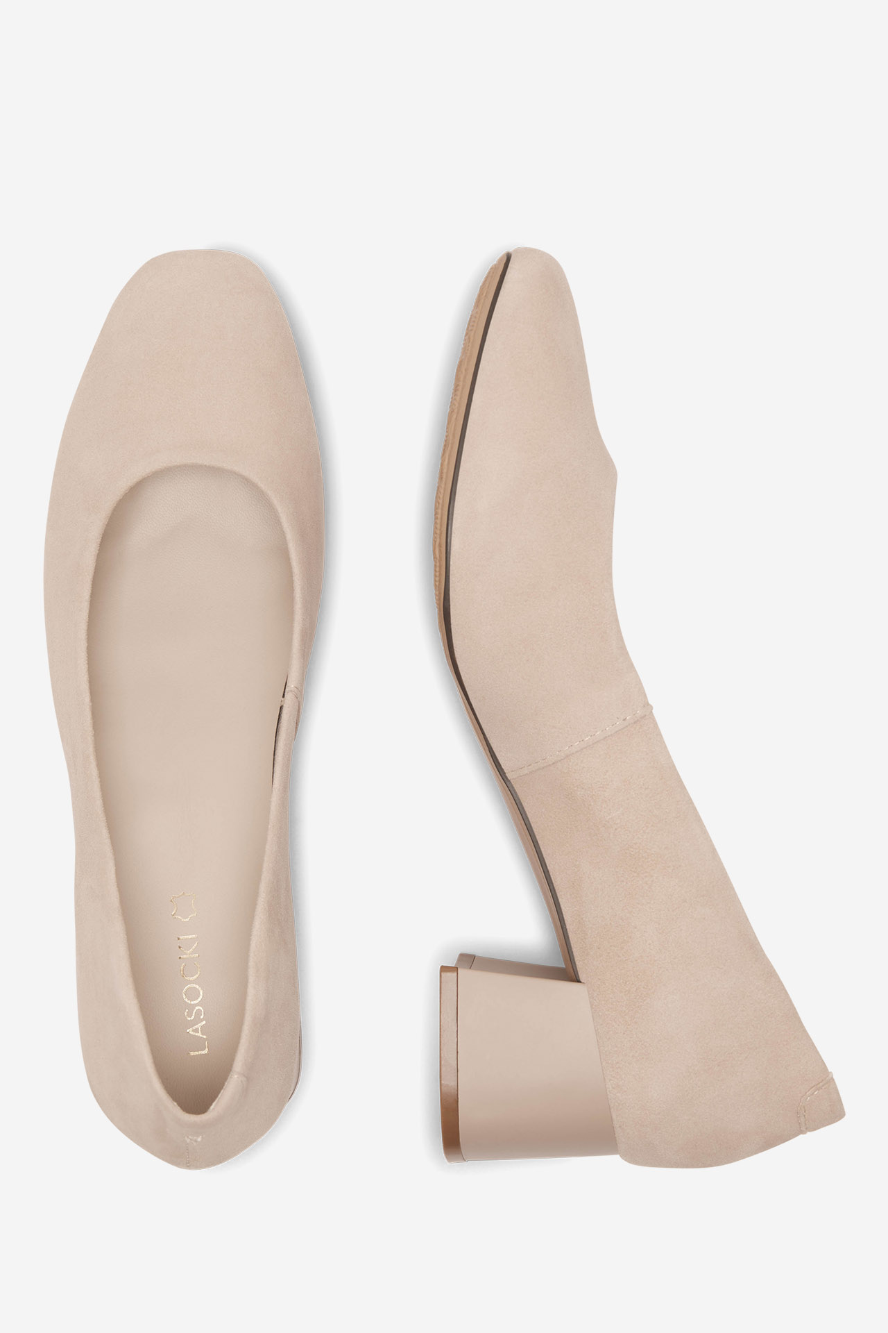 Cipele na petu Tamnobež