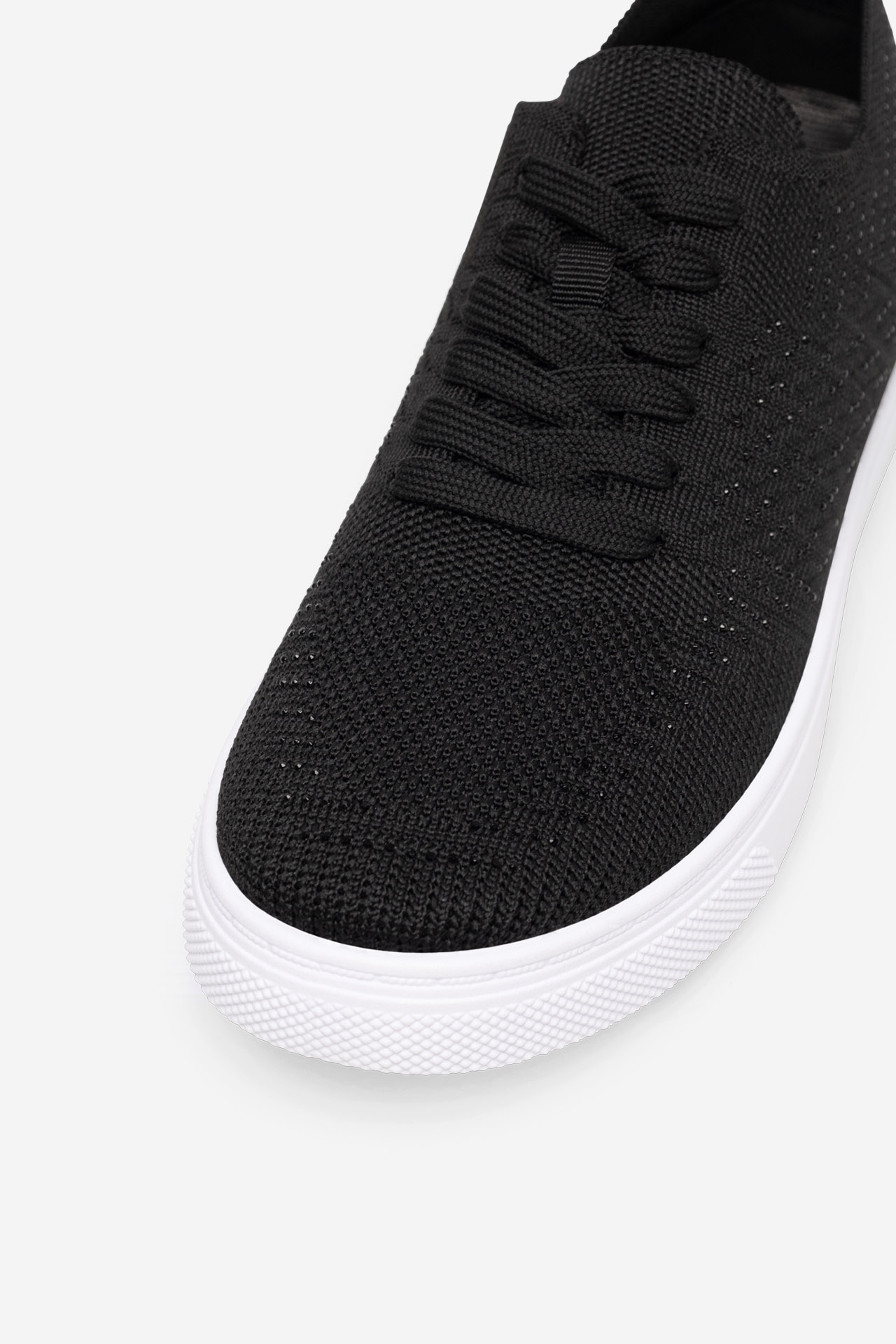 Platnene superge Črna