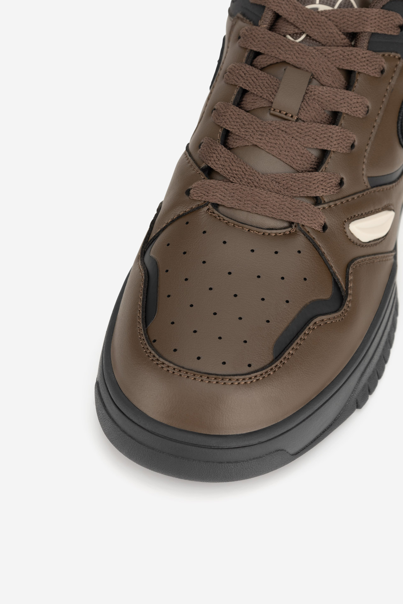 Sportovní obuv HNĚDÁ