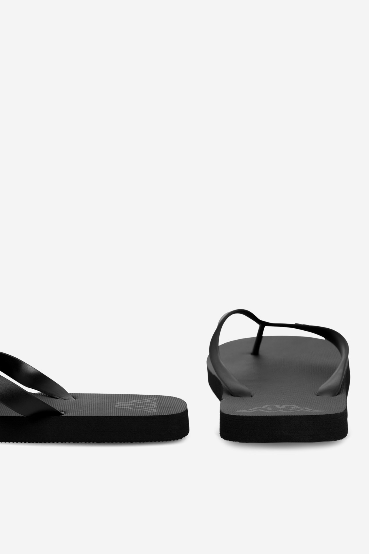 Şlapi de piscină NEGRU