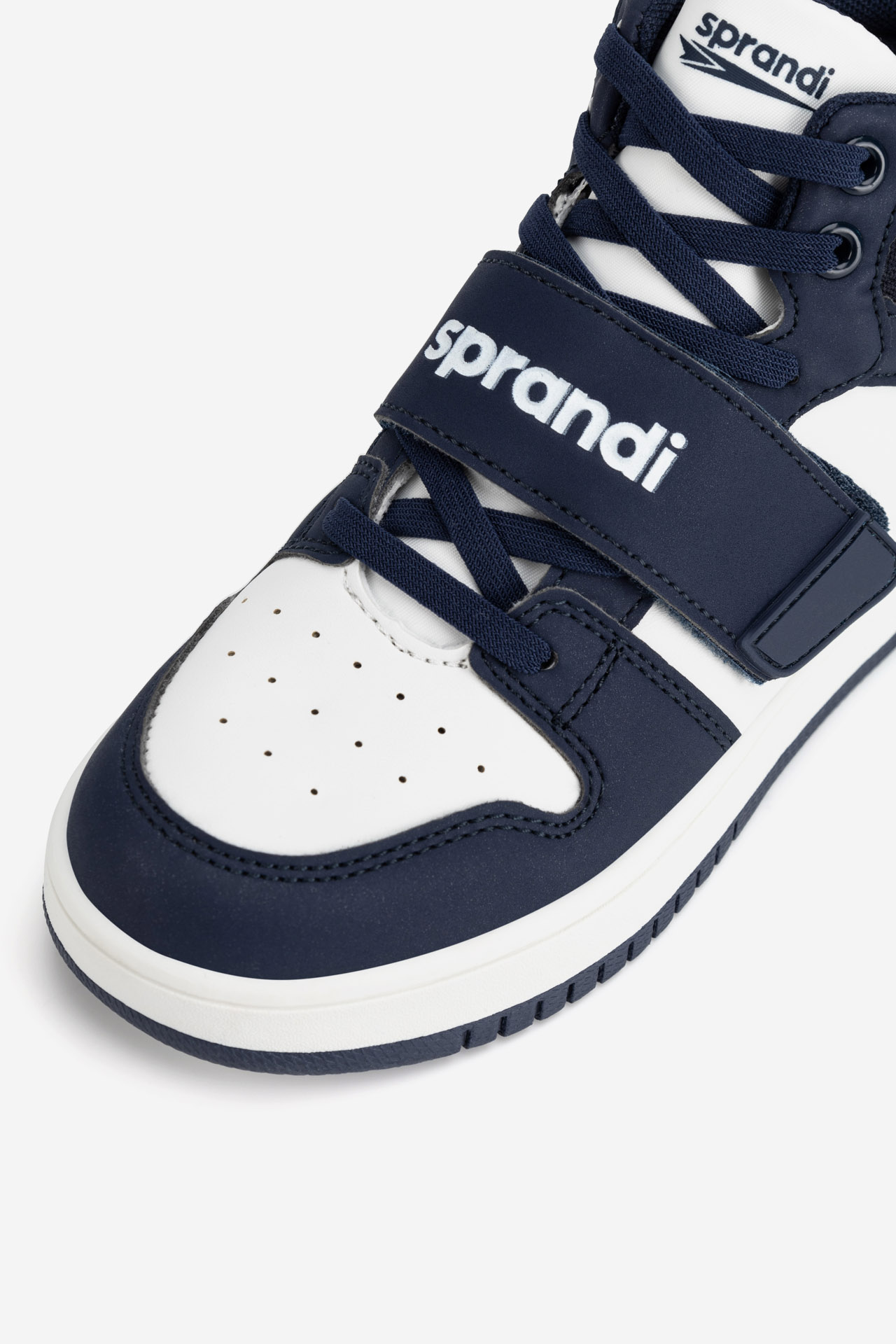 Športna obutev Bela