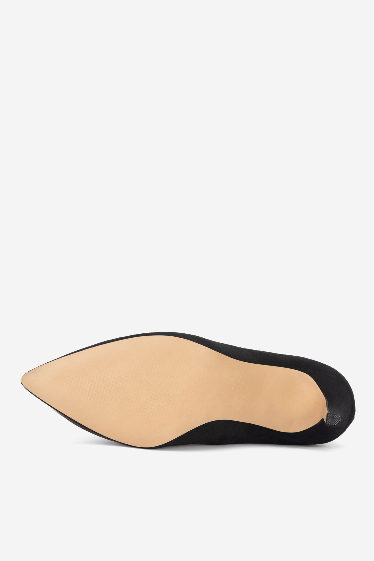 Čevlji z visoko peto Črna