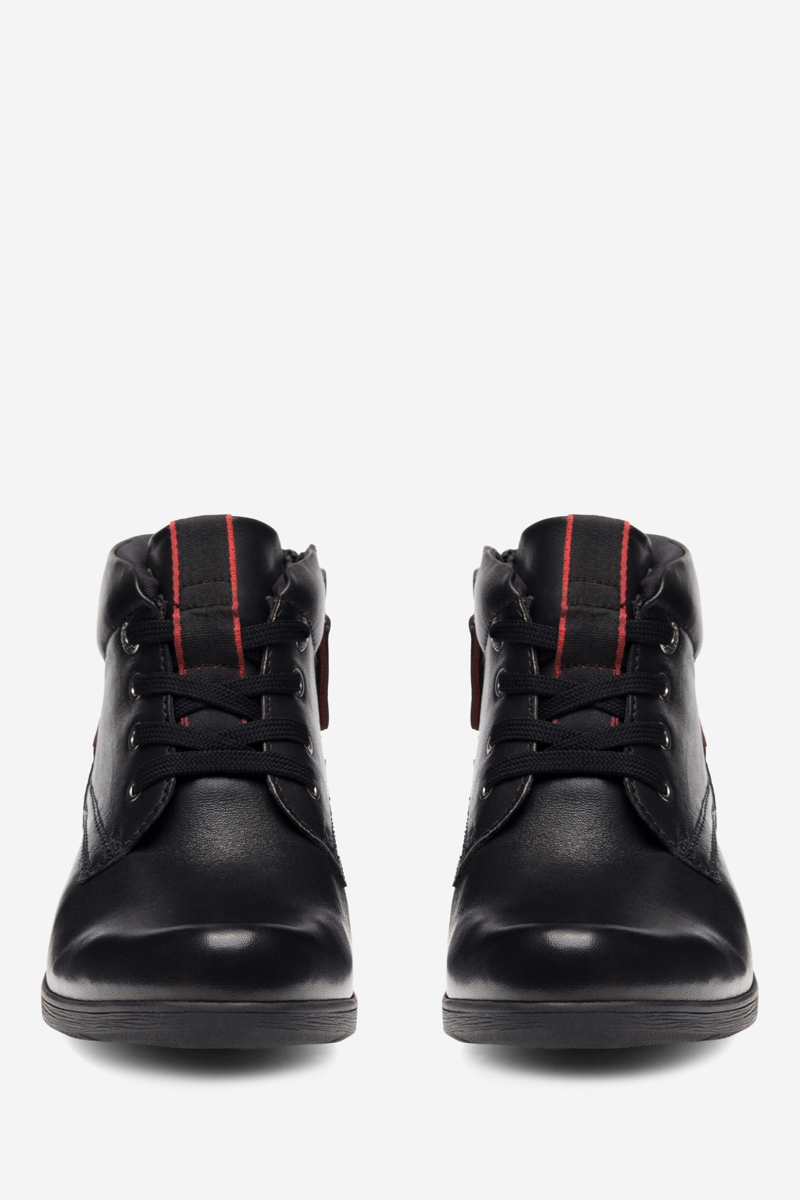 Šněrovací vyšší obuv ČERNÁ