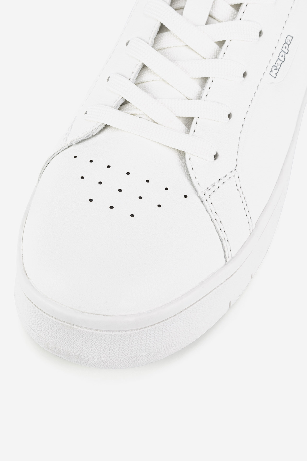 Sneakersy na platformie