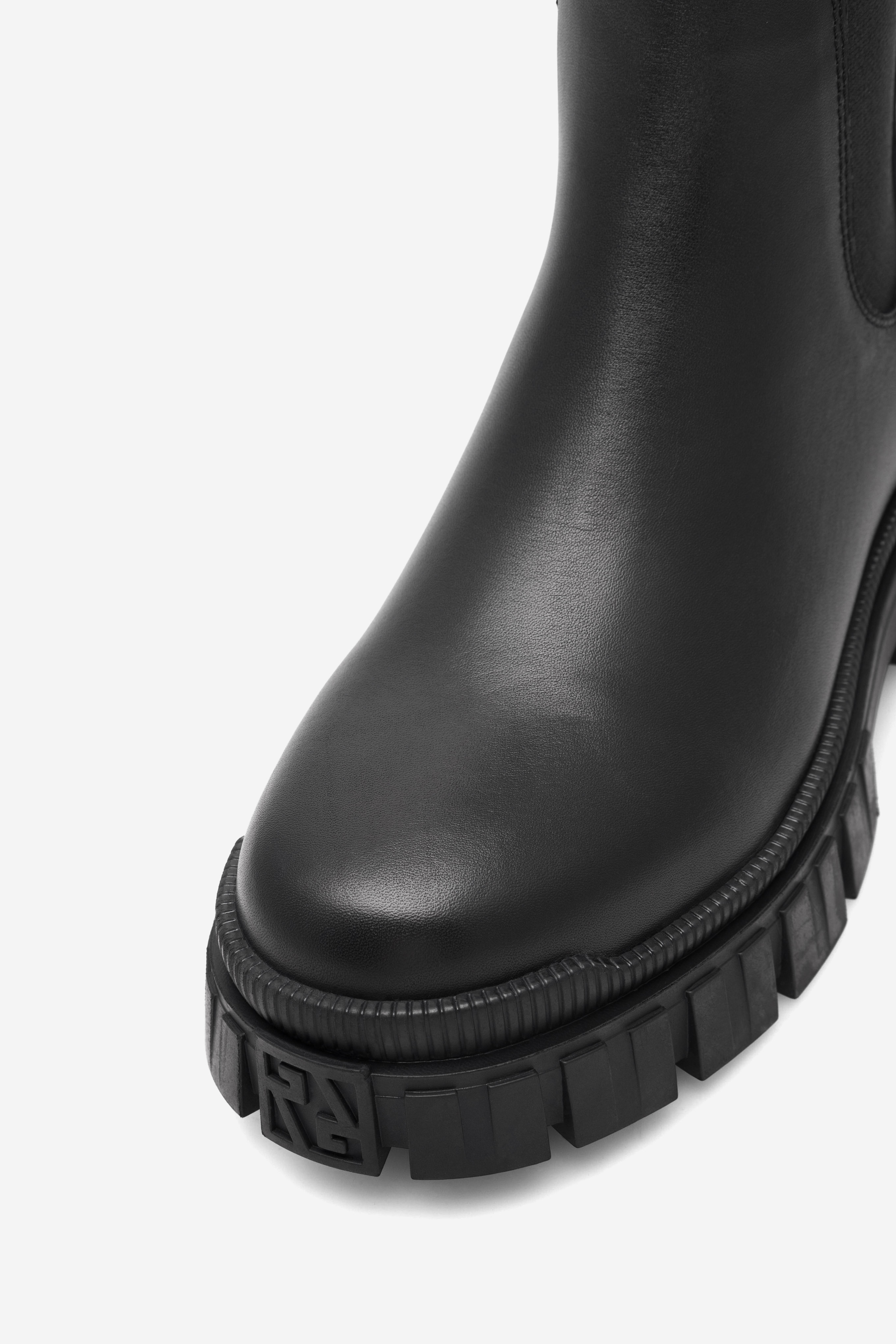 Botine NEGRU