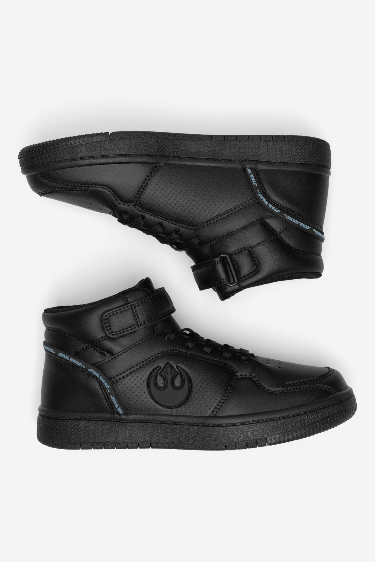 Šněrovací vyšší obuv ČERNÁ