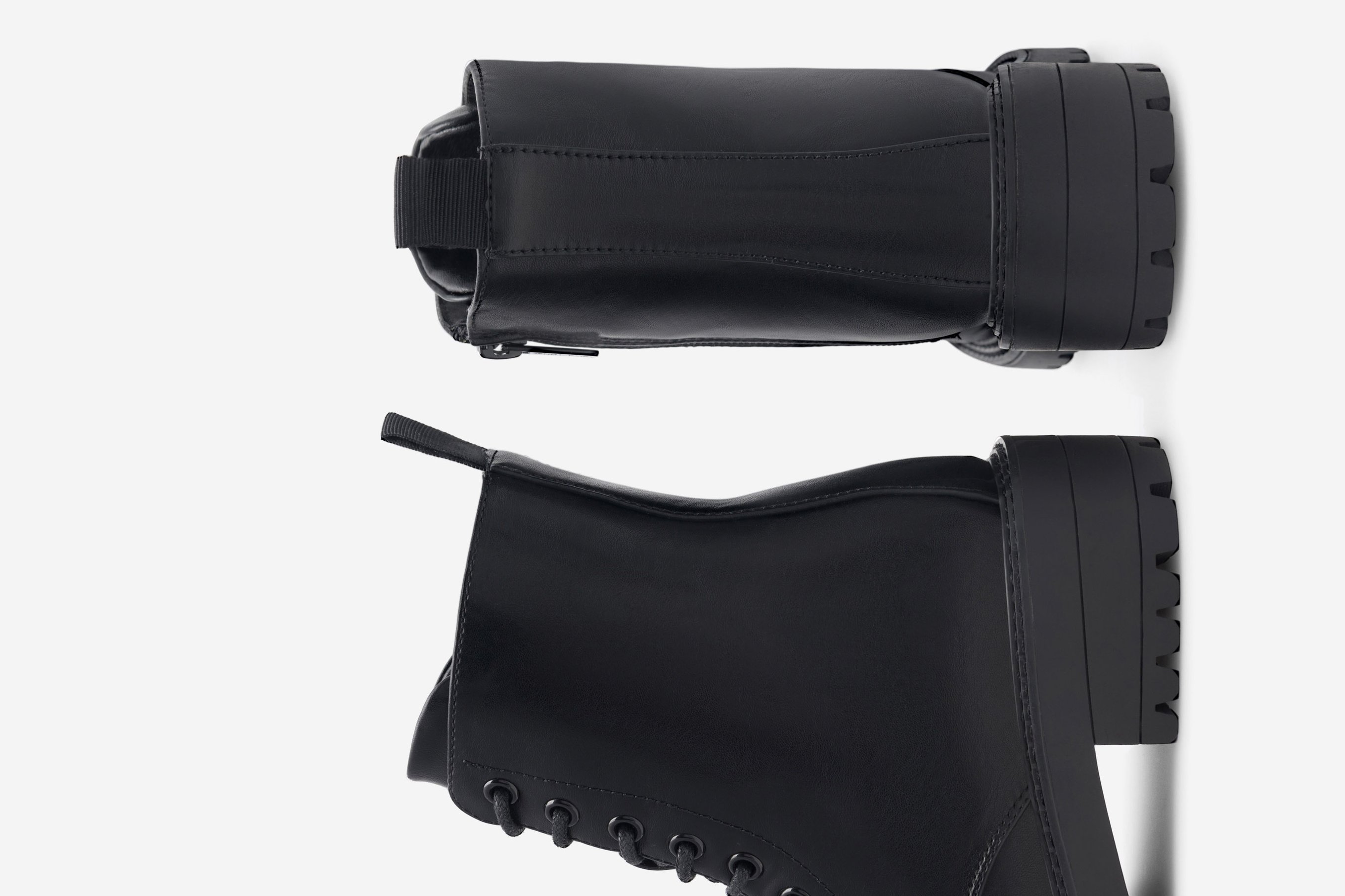 Šněrovací vyšší obuv ČERNÁ