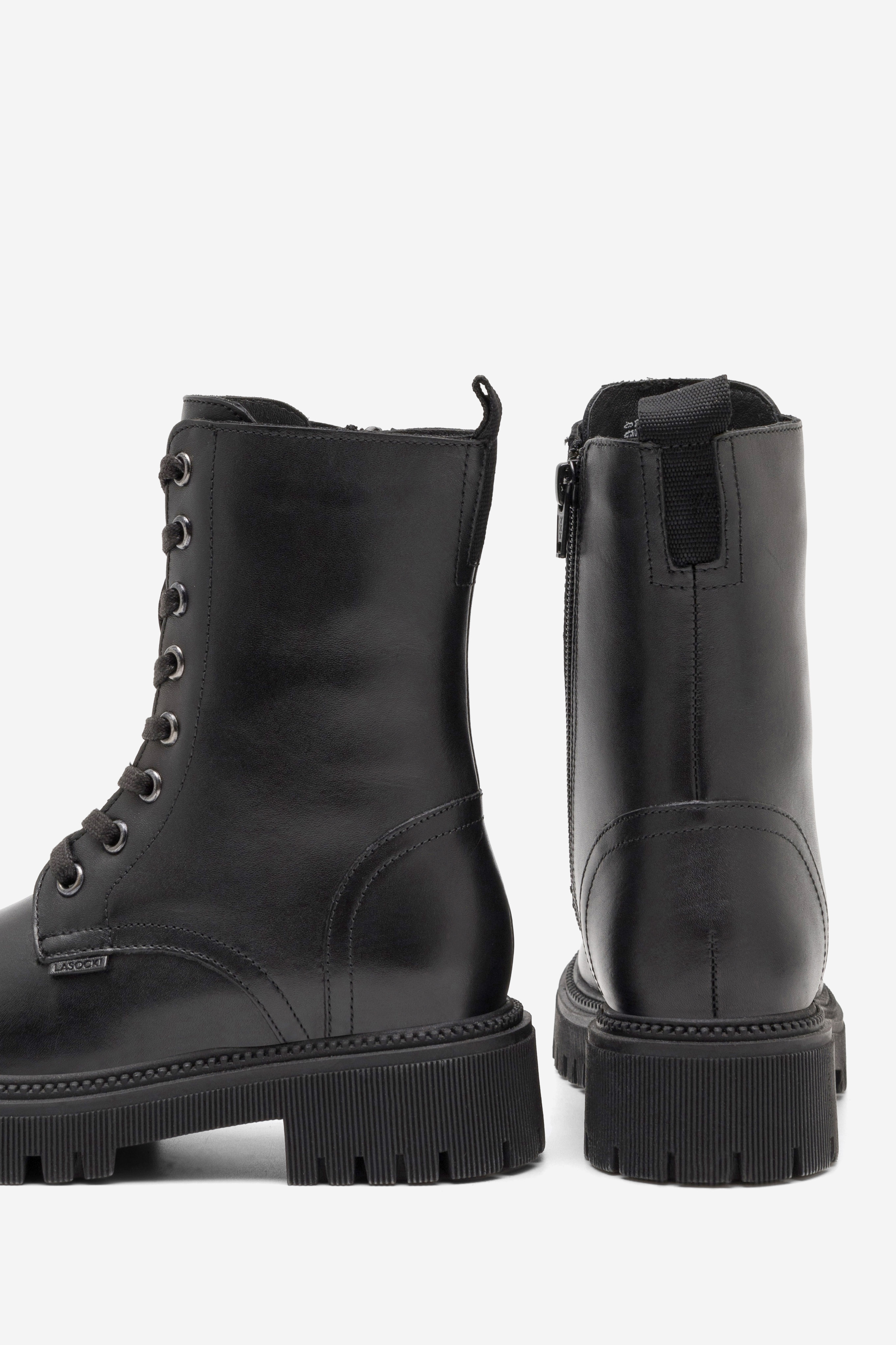 Gležnjarji z vezalkami Črna