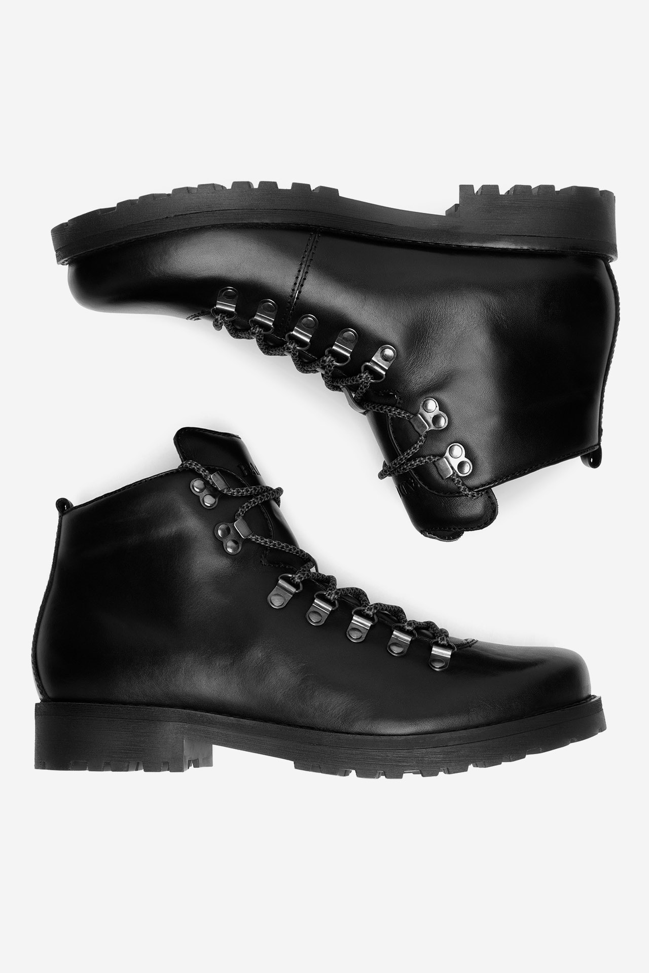 Šněrovací vyšší obuv ČERNÁ