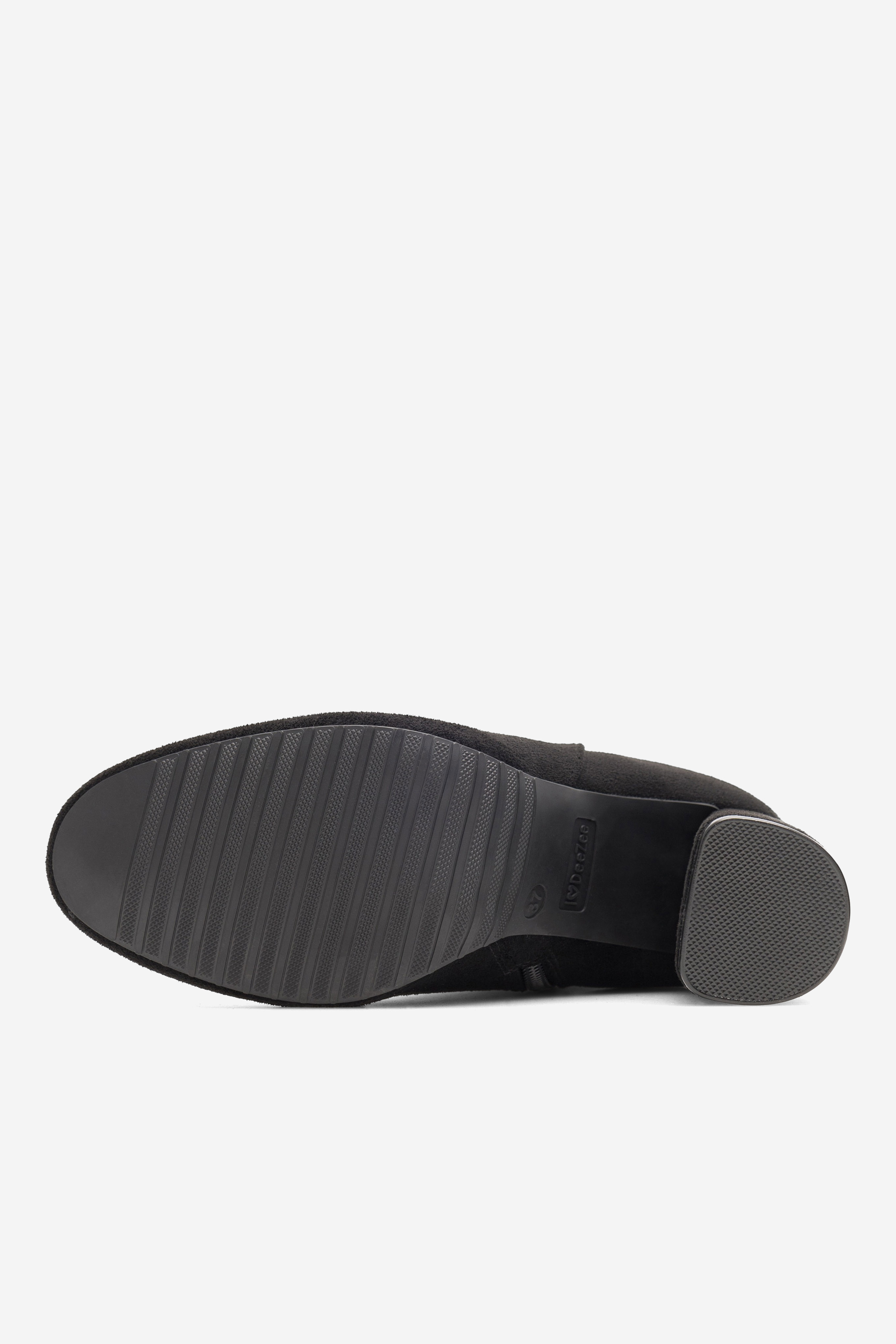 Kotníková obuv ČERNÁ