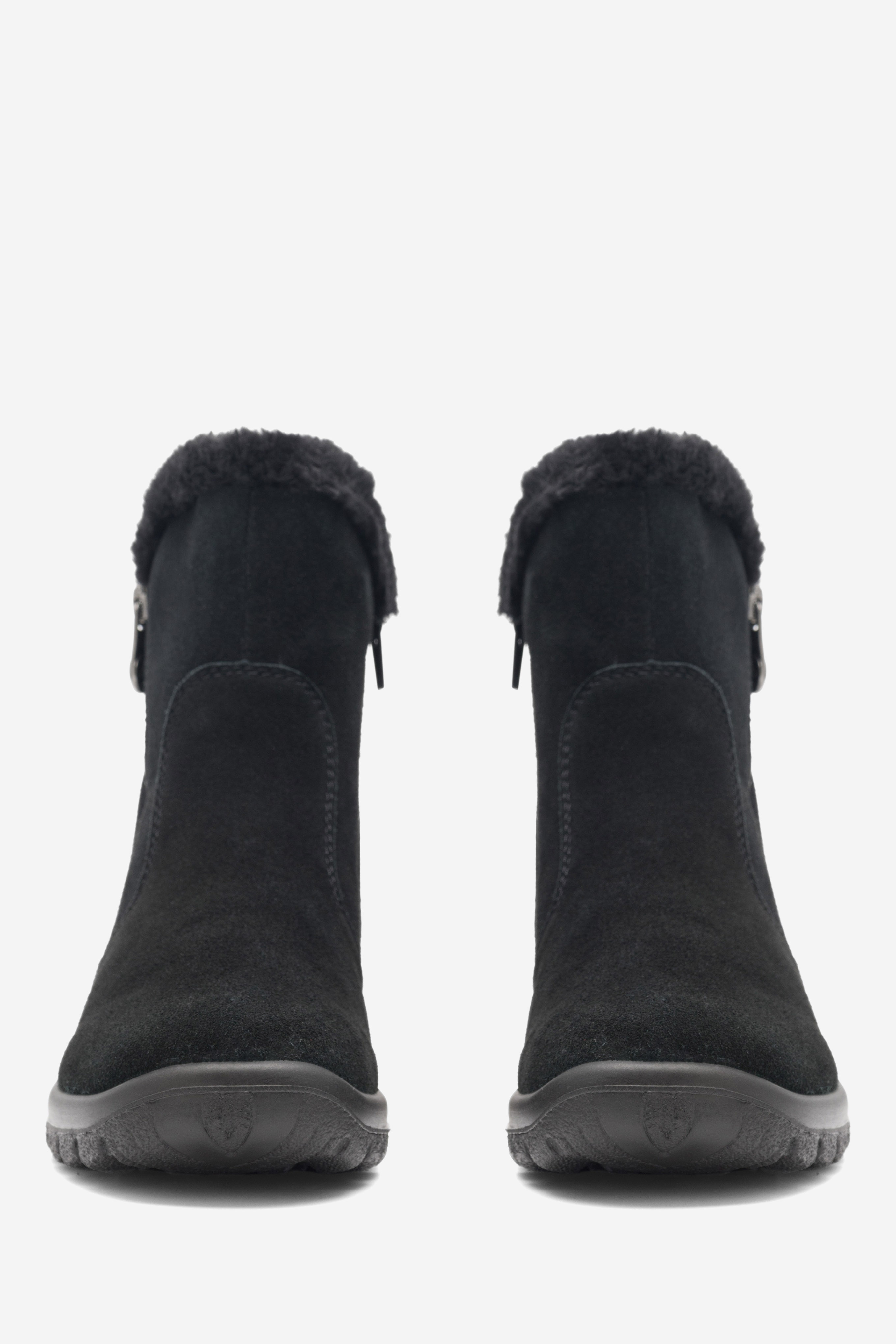 Kotníková obuv ČERNÁ