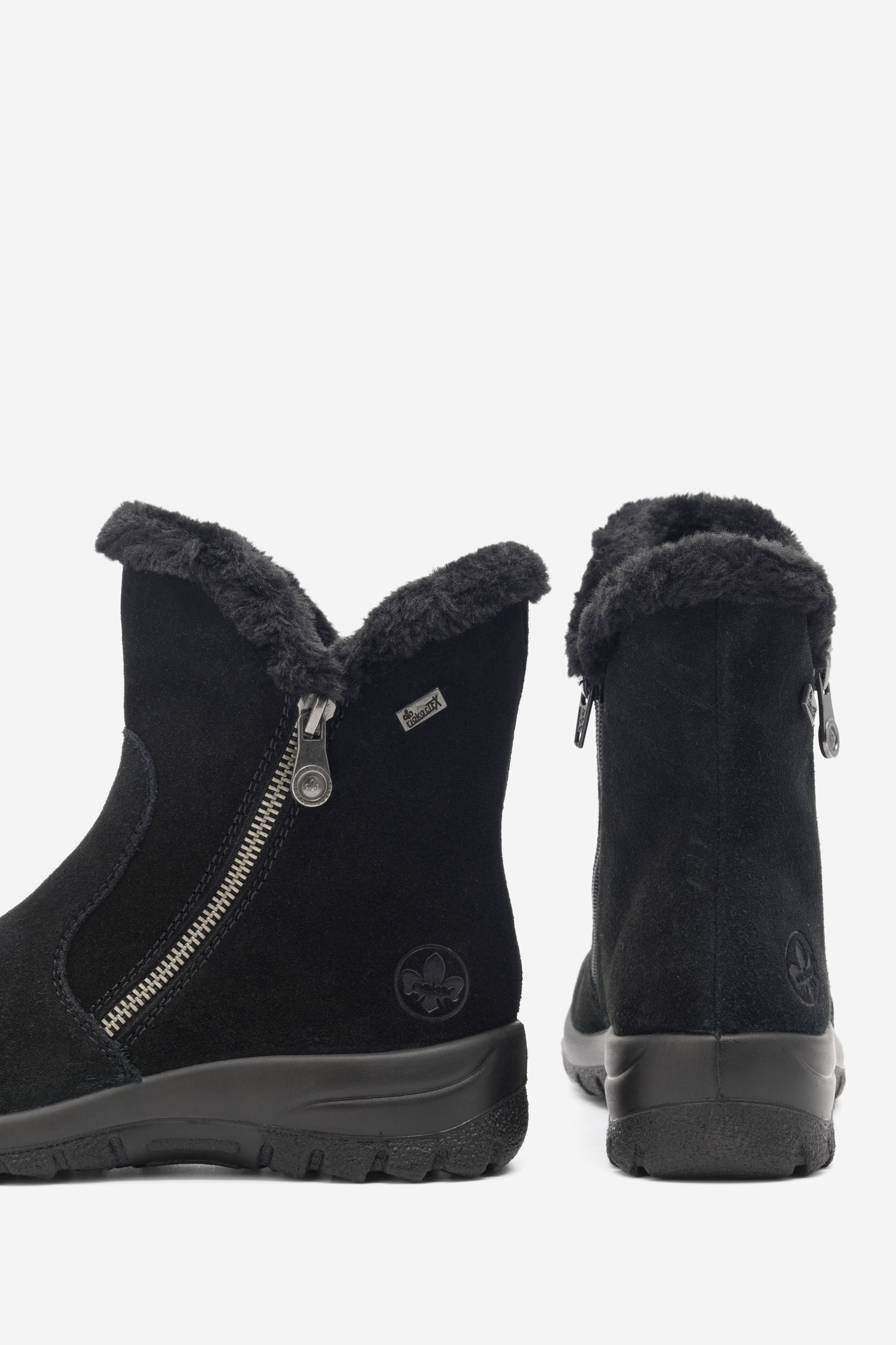 Kotníková obuv ČERNÁ