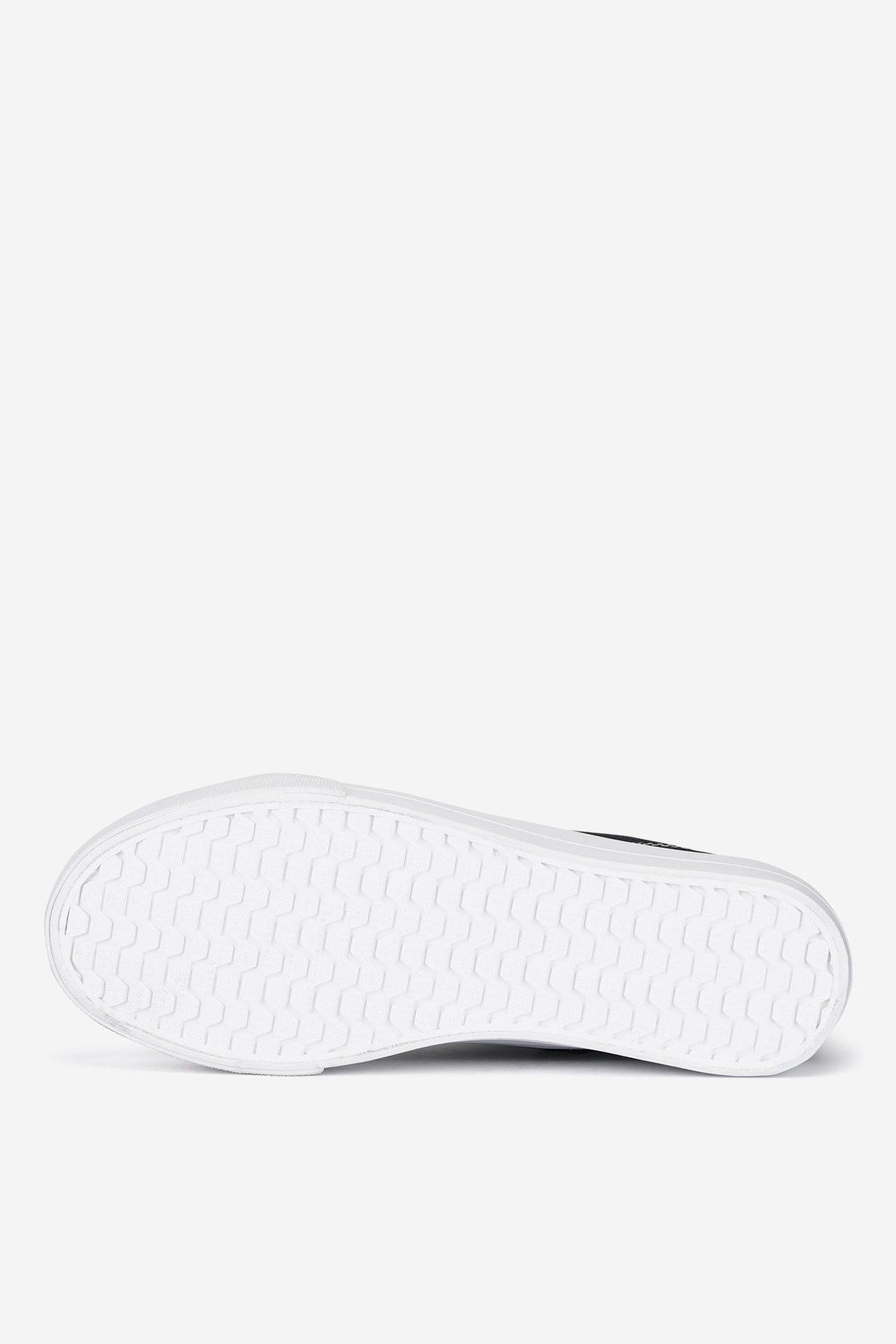 Platnene superge Črna