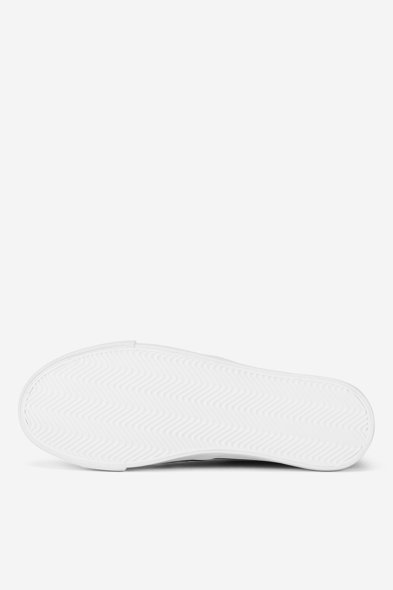 Platnene superge Črna