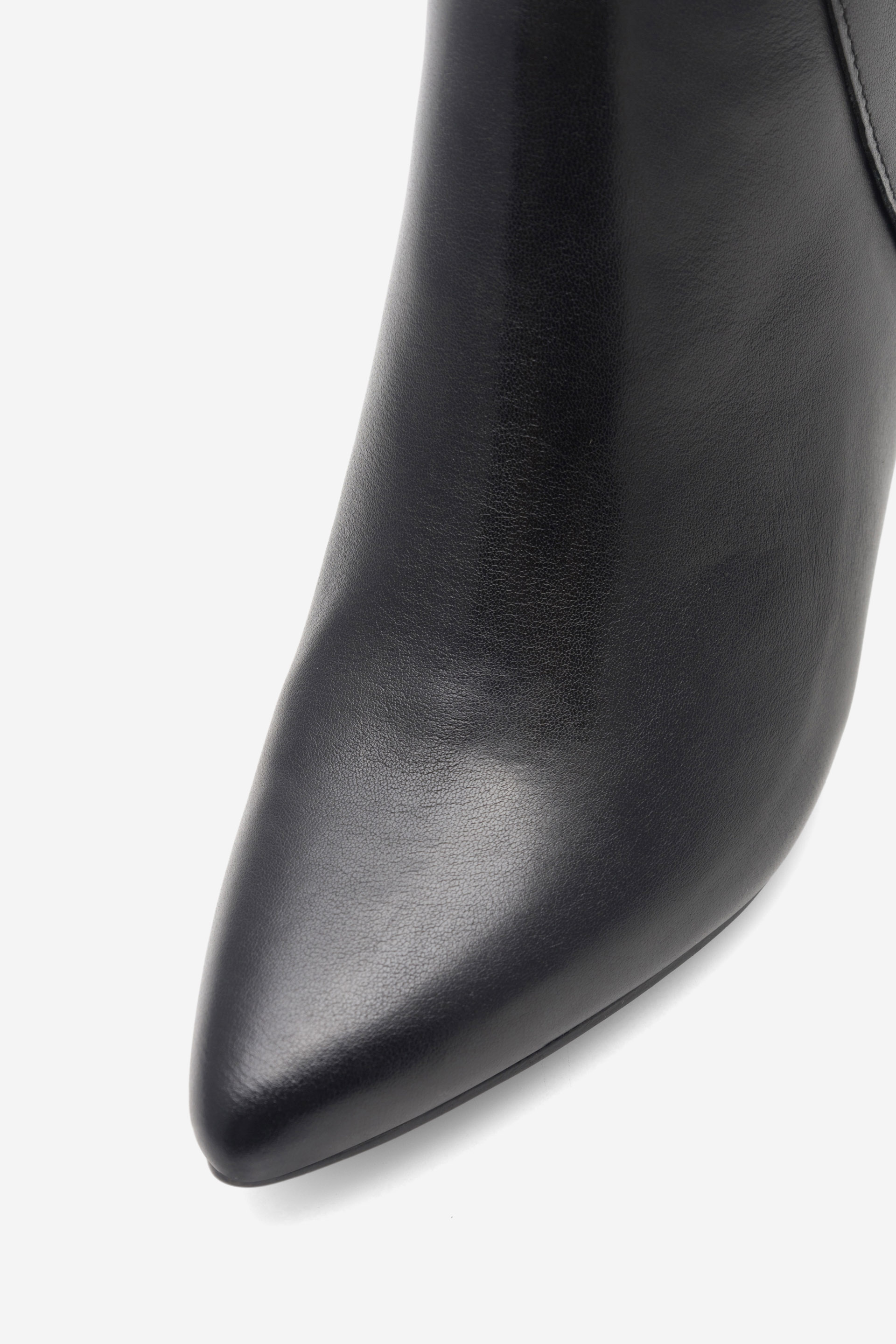 Kotníková obuv ČERNÁ