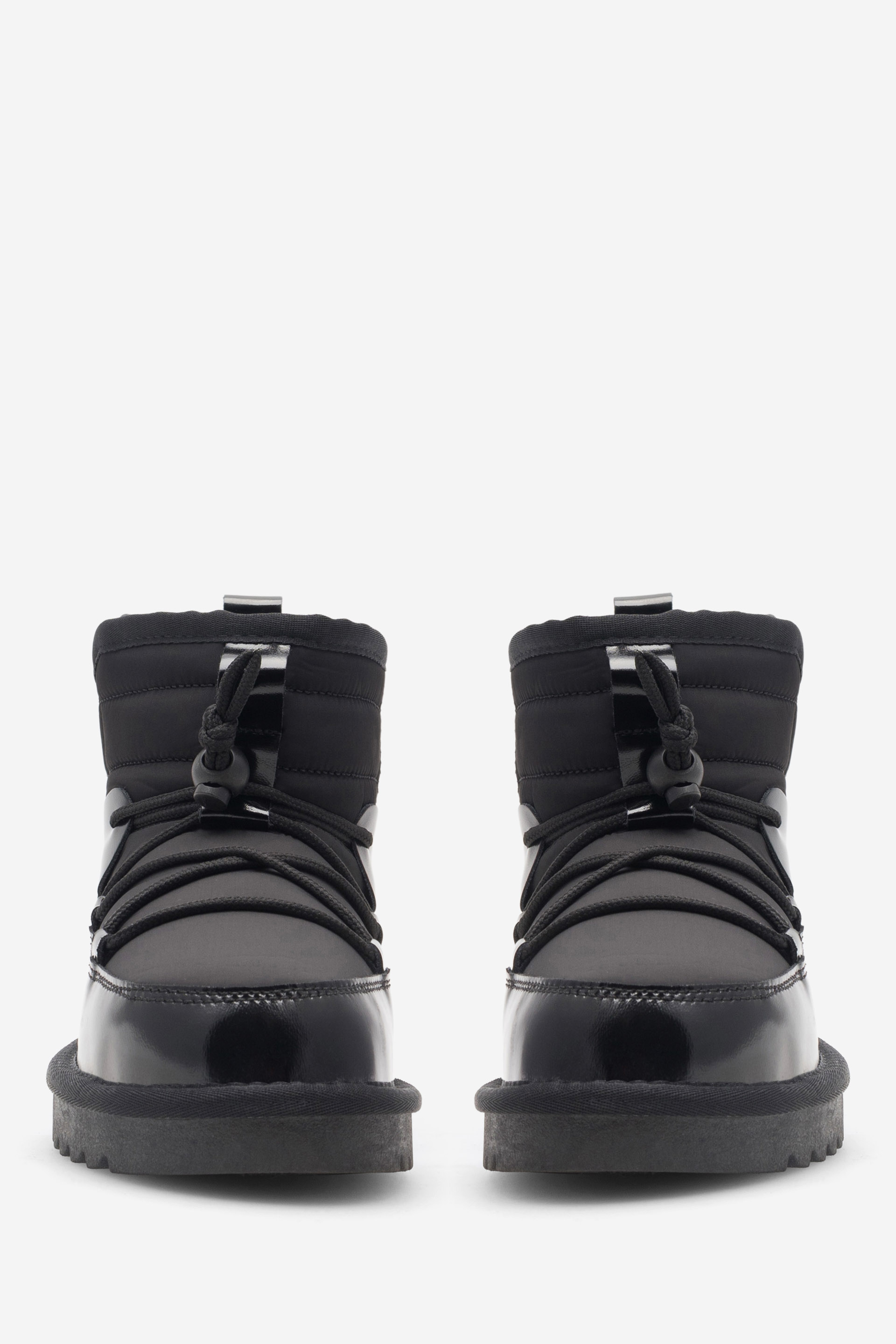 Škornji za sneg Črna