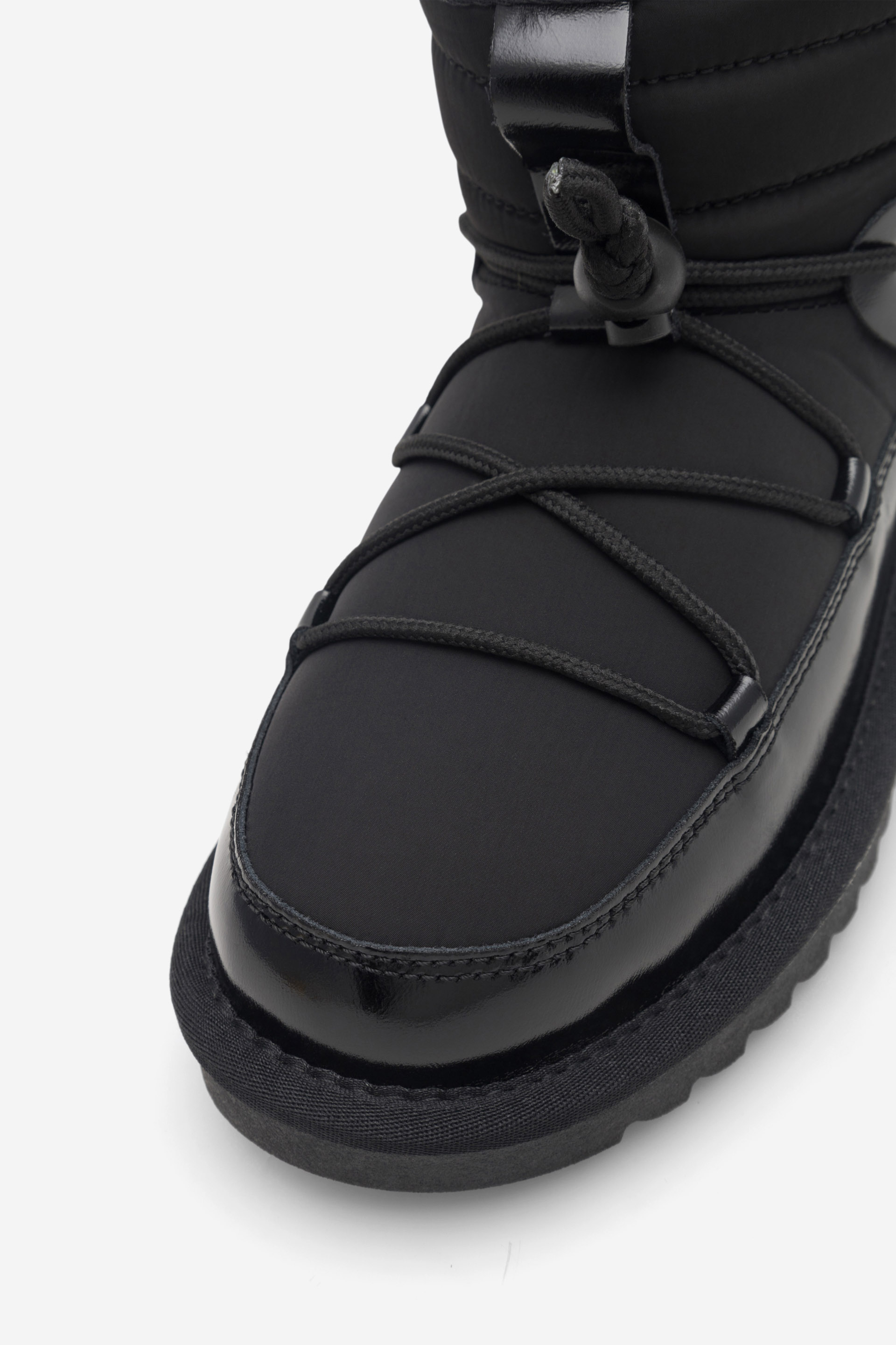 Škornji za sneg Črna