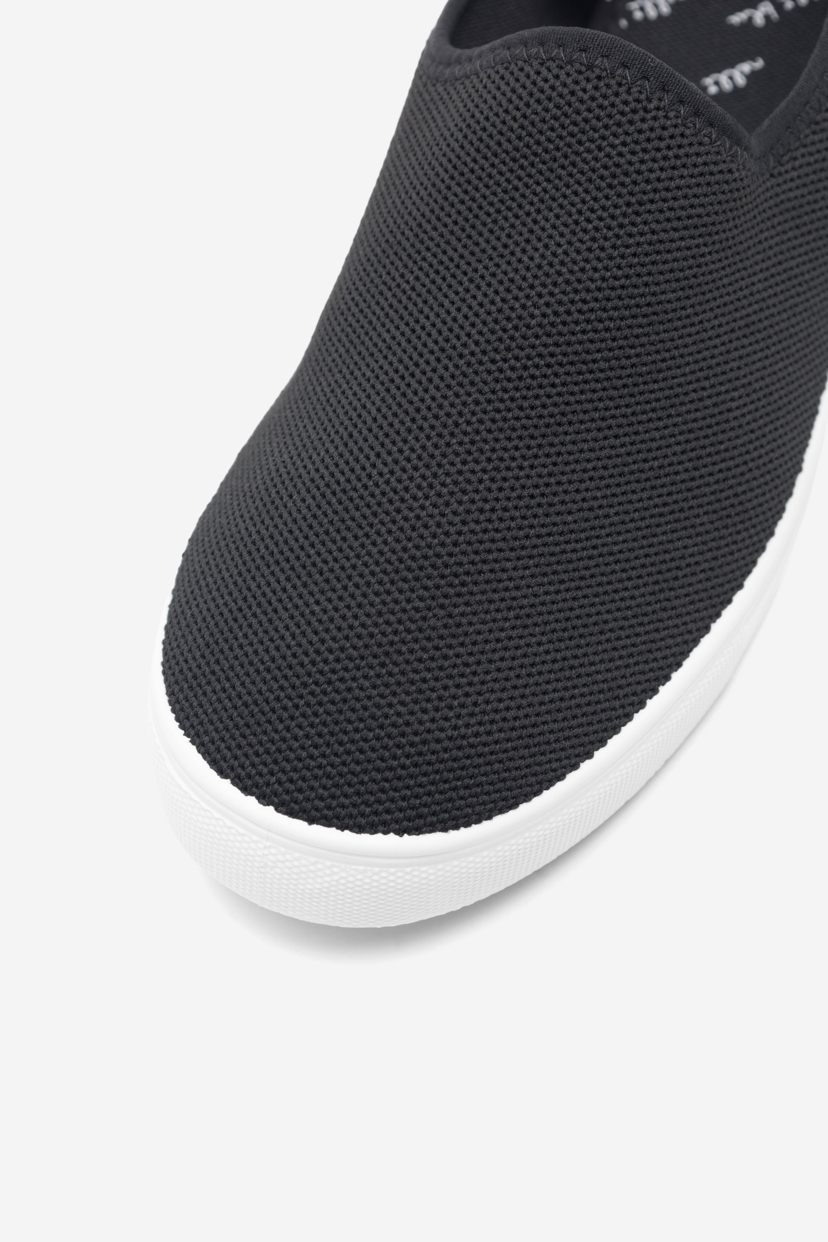 Plátěná obuv ČERNÁ