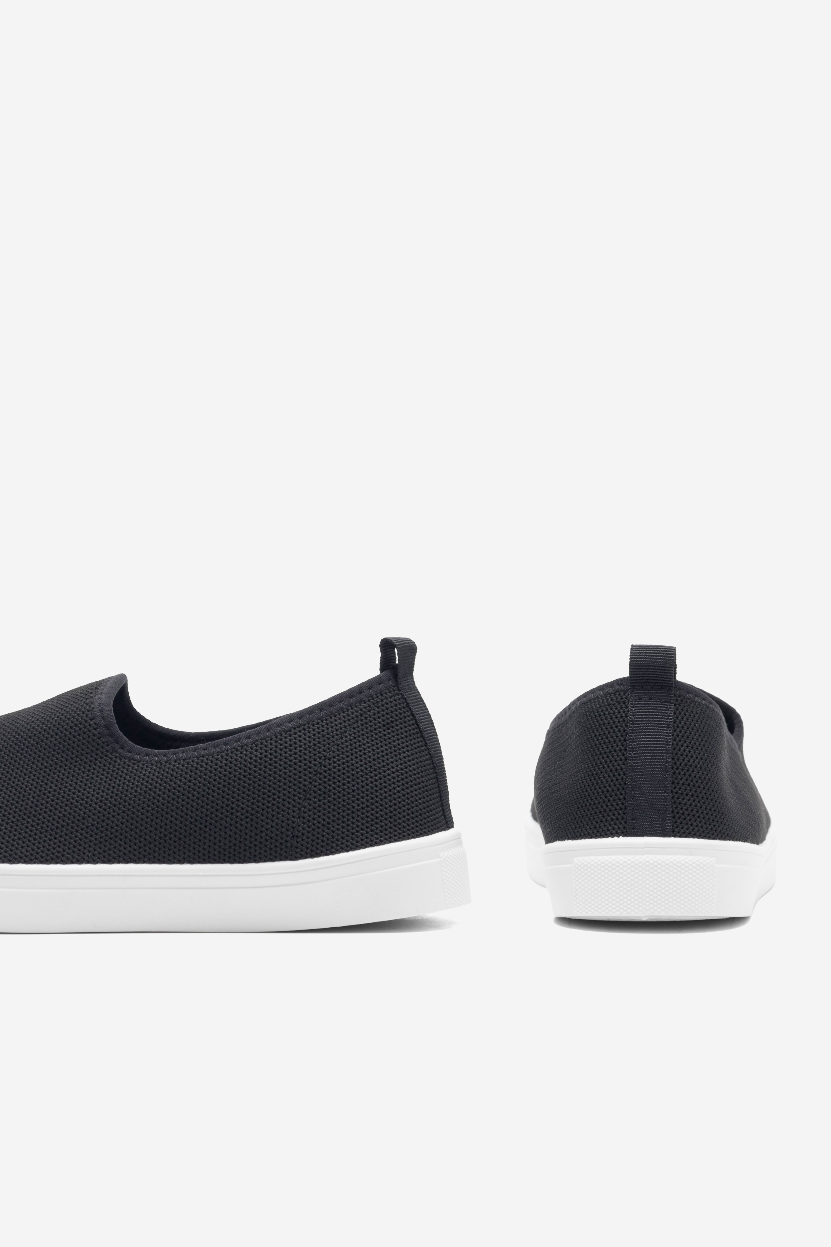 Plátěná obuv ČERNÁ