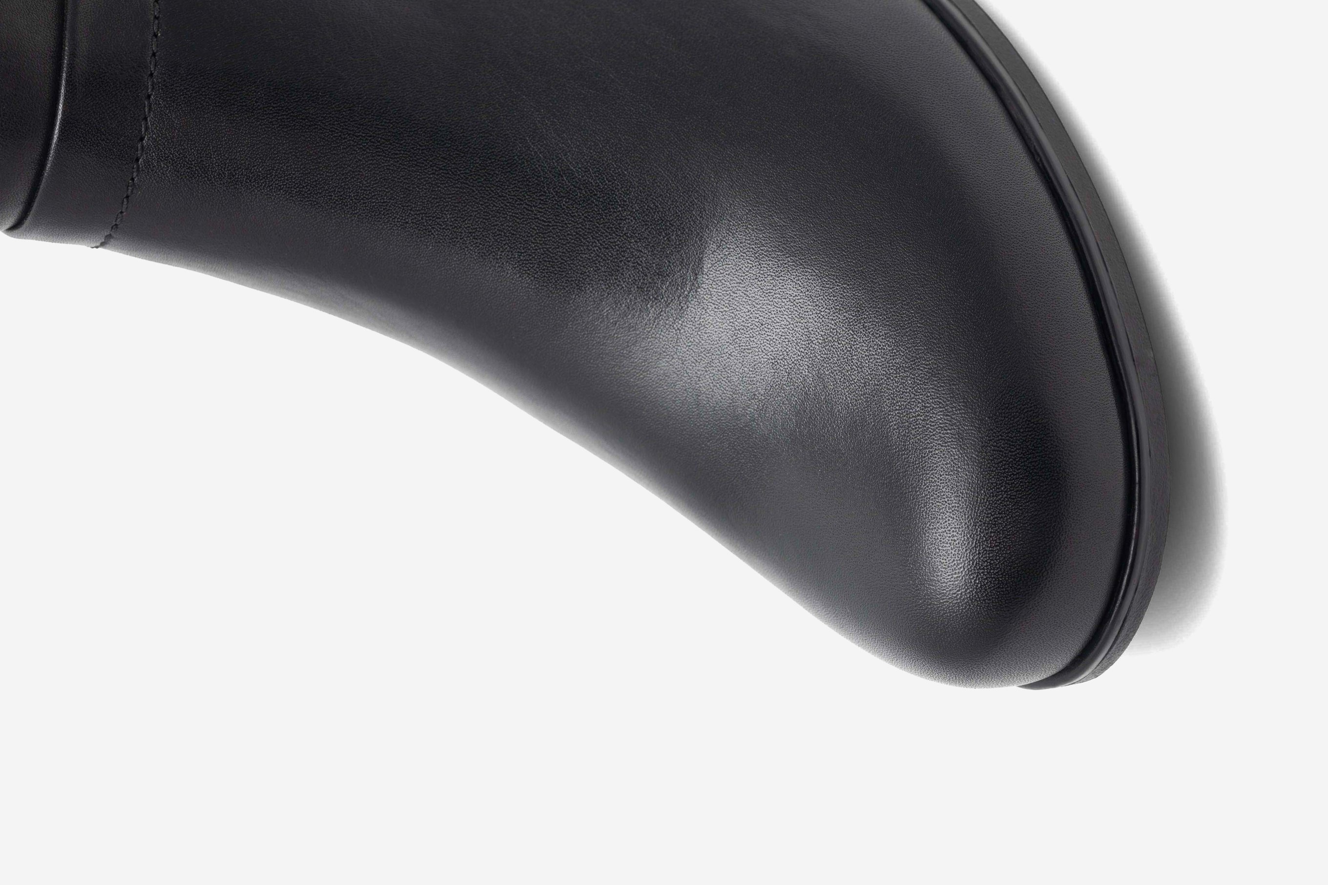 Kotníková obuv ČERNÁ