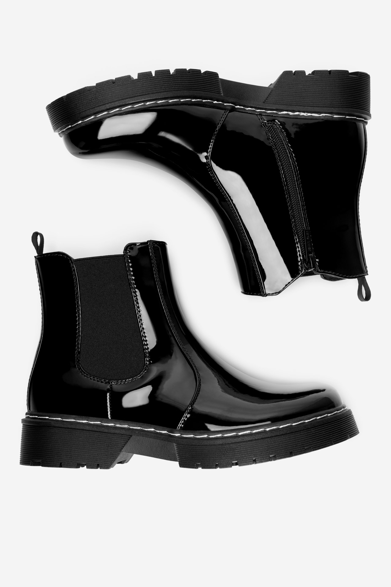 Gležnjarji chelsea Črna