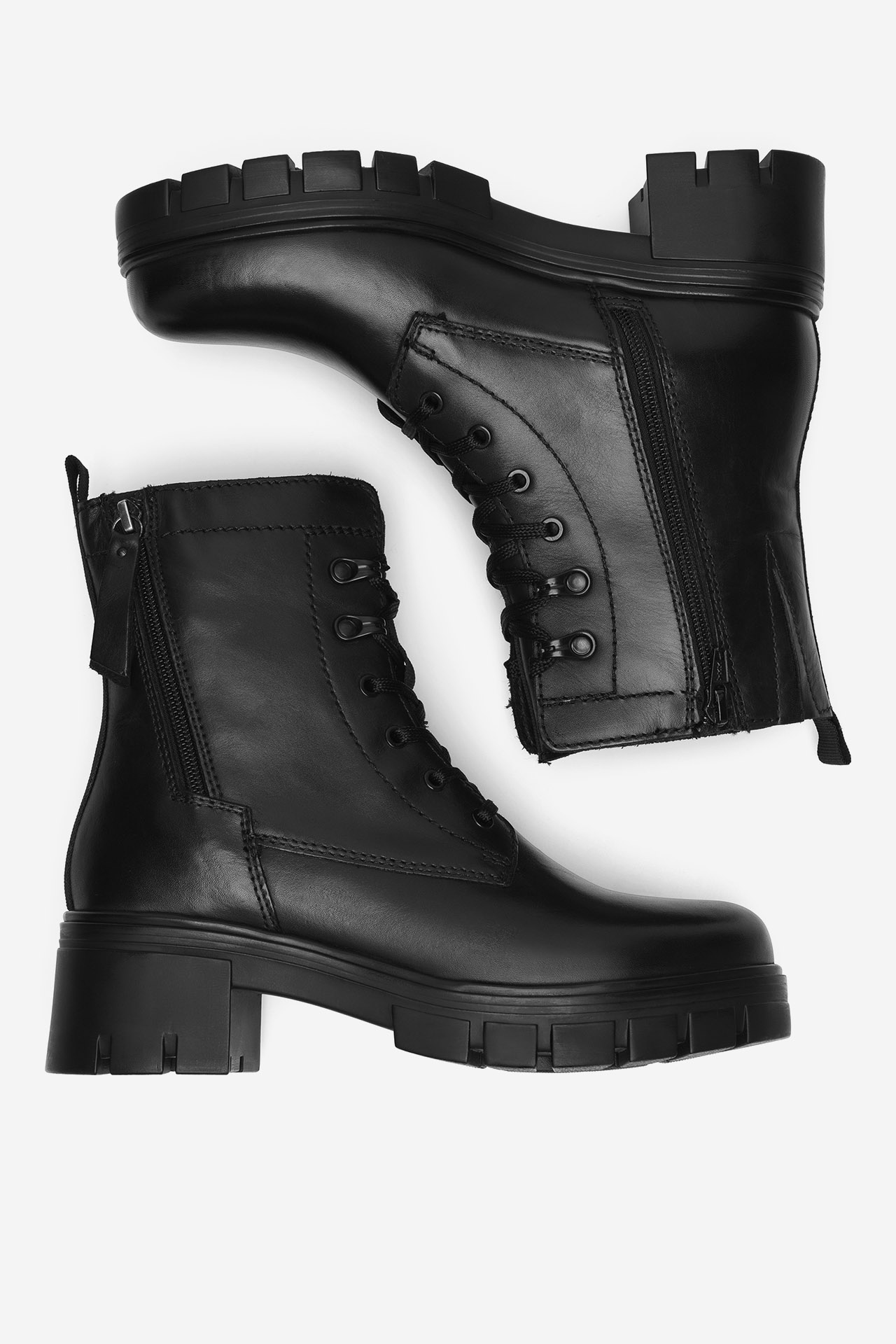 Šněrovací vyšší obuv ČERNÁ