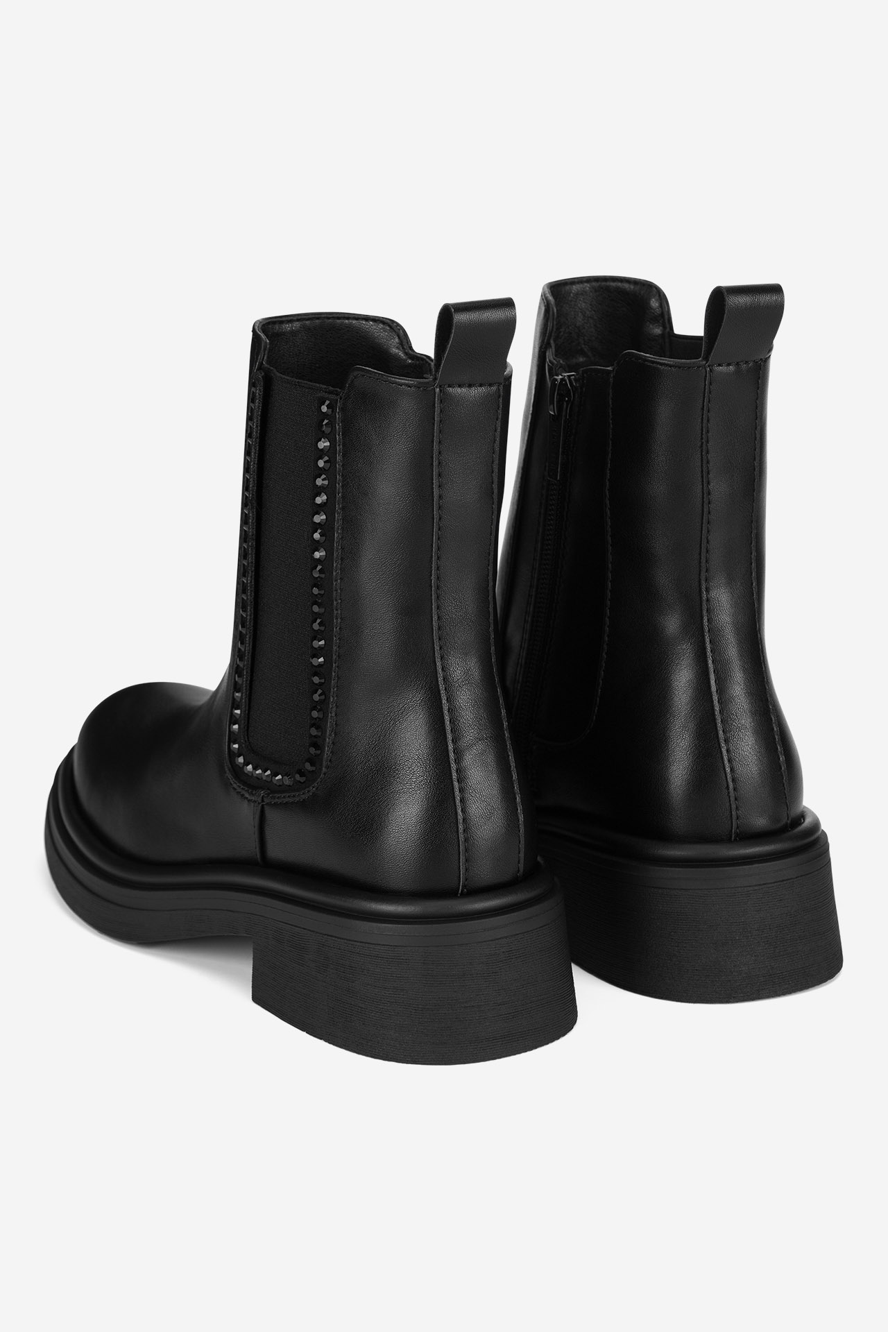 Kotníková obuv ČERNÁ