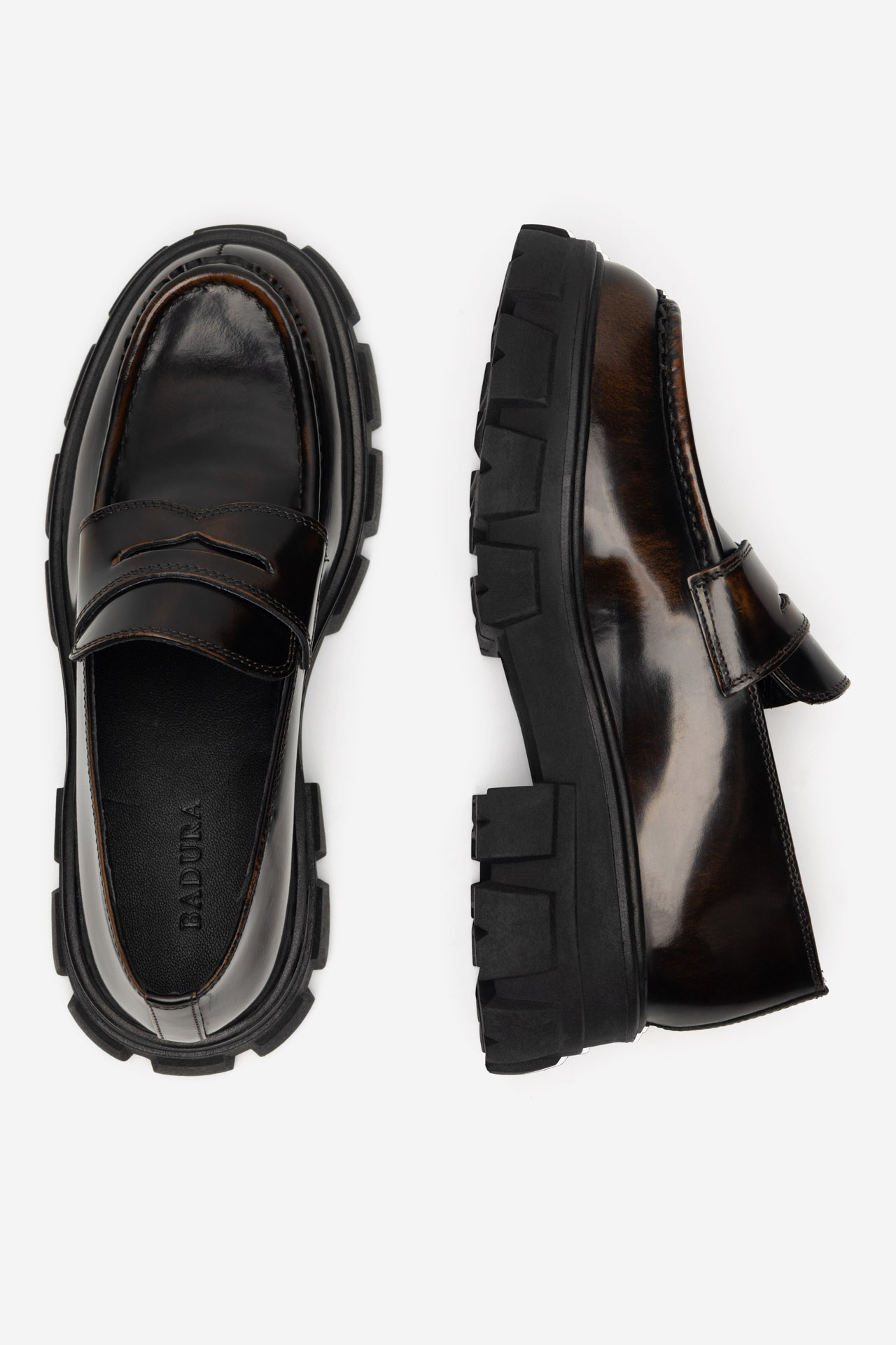 Polobotka TMAVĚ HNĚDÁ