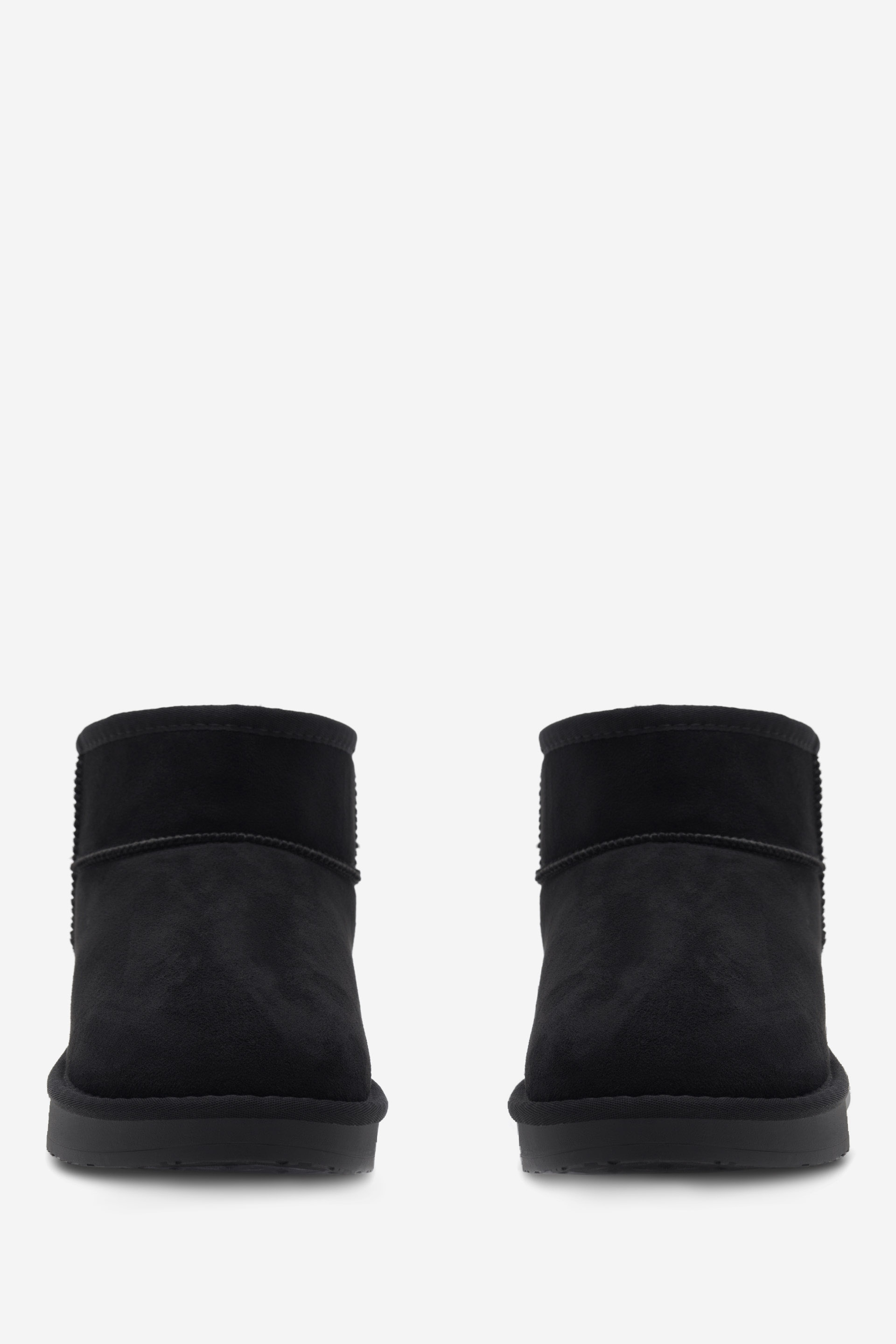 Kotníková obuv ČERNÁ