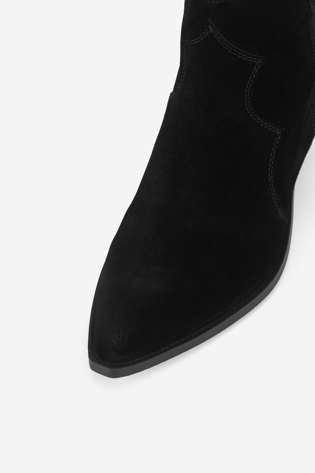 Kotníková obuv ČERNÁ