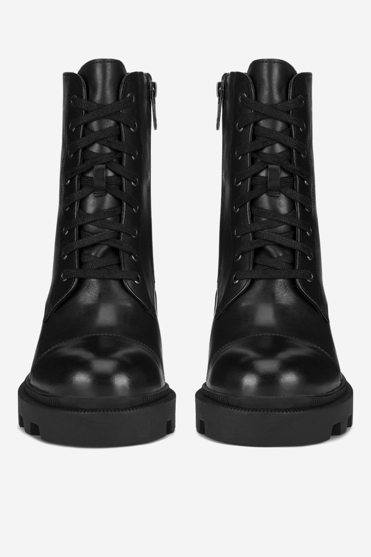 Šněrovací vyšší obuv ČERNÁ