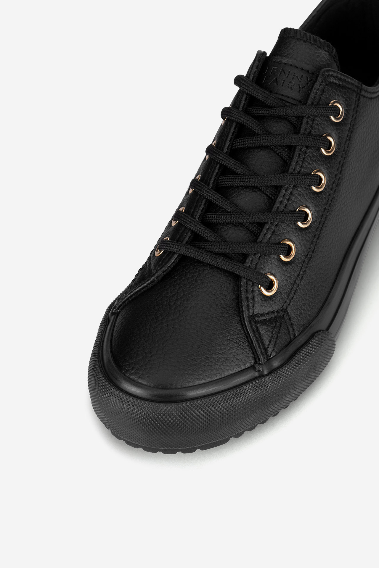 Platnene superge Črna