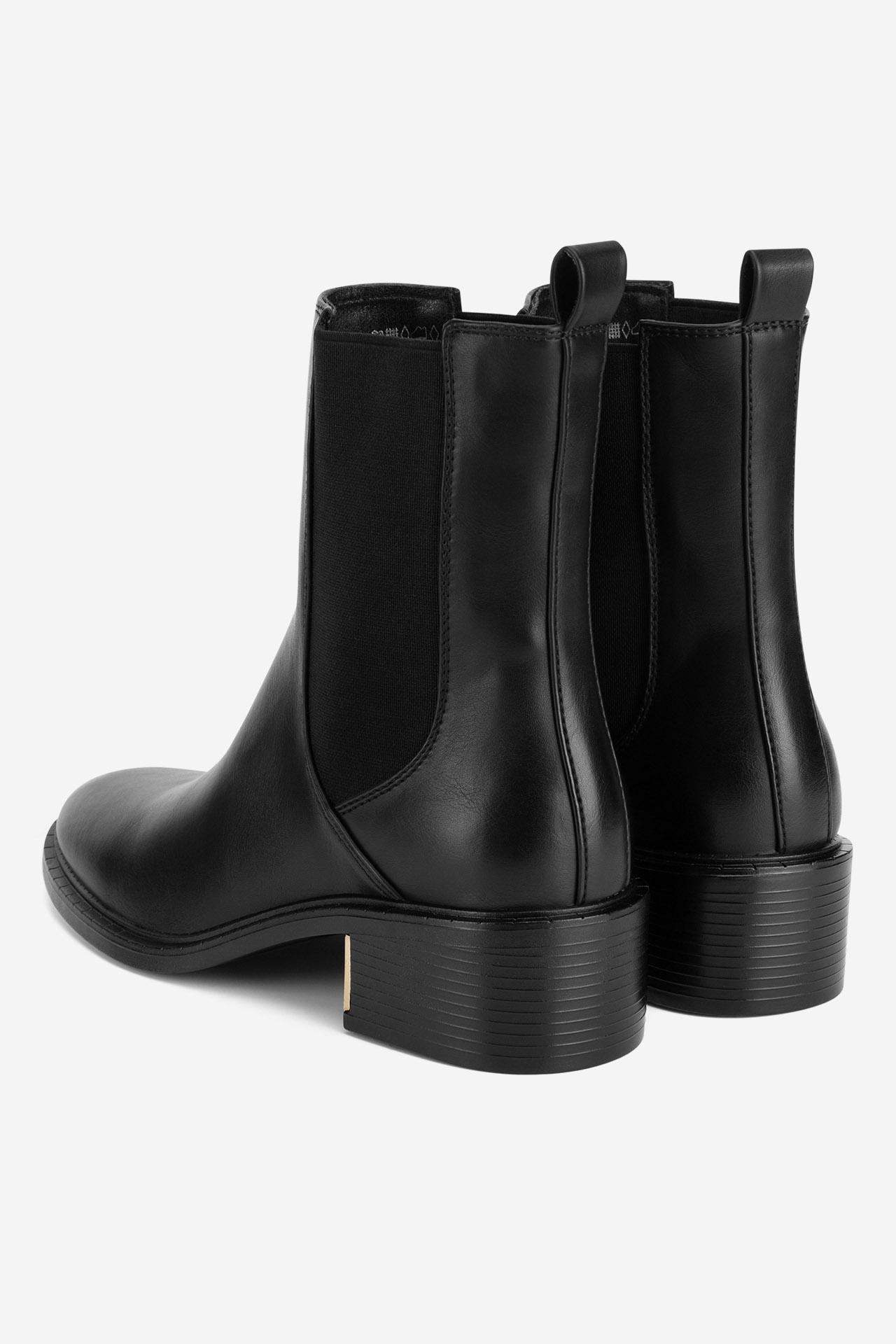 Gležnjarji chelsea Črna