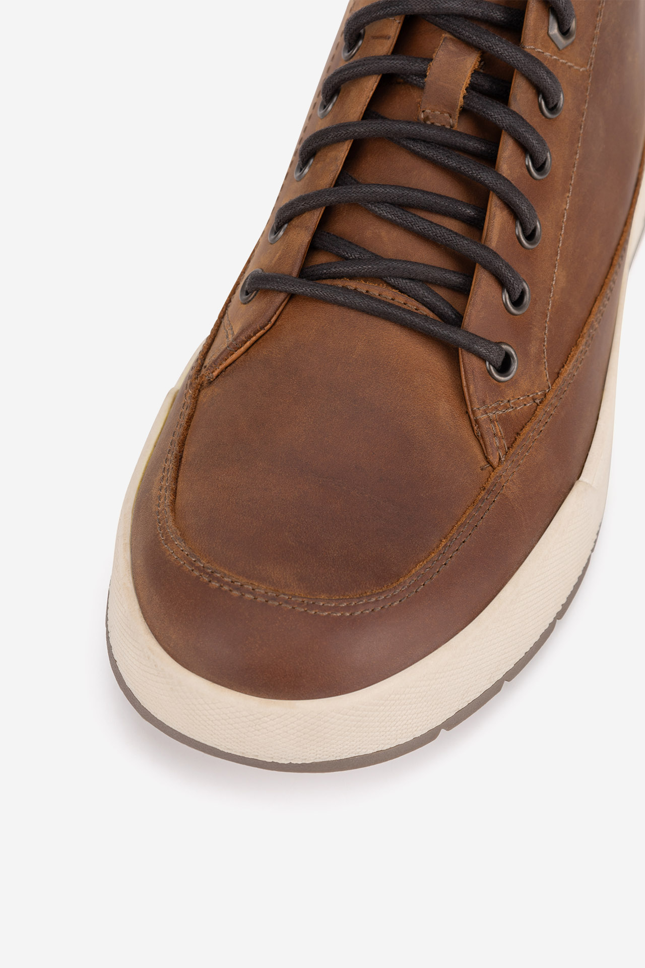 Šněrovací vyšší obuv CAMEL