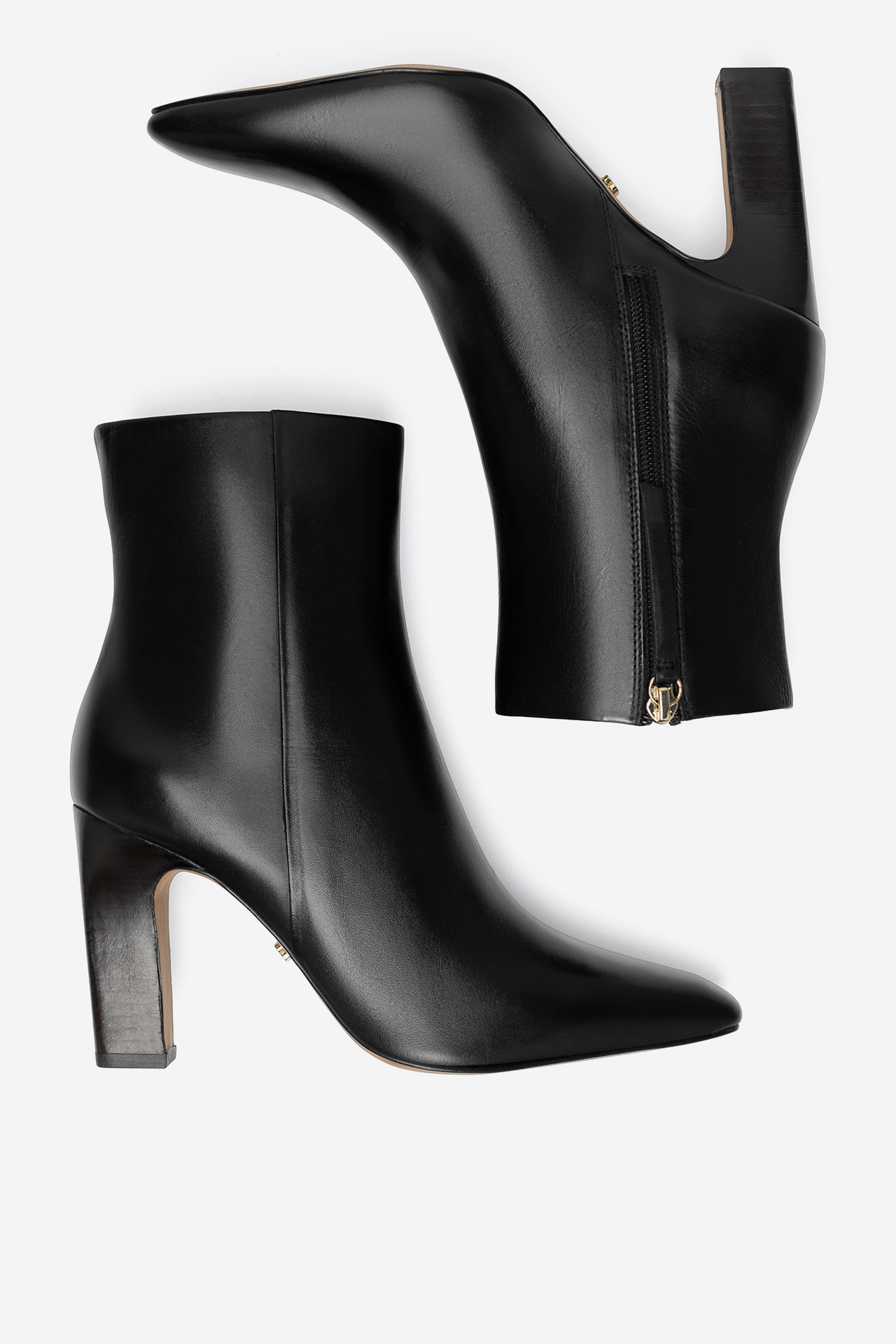 Kotníková obuv ČERNÁ